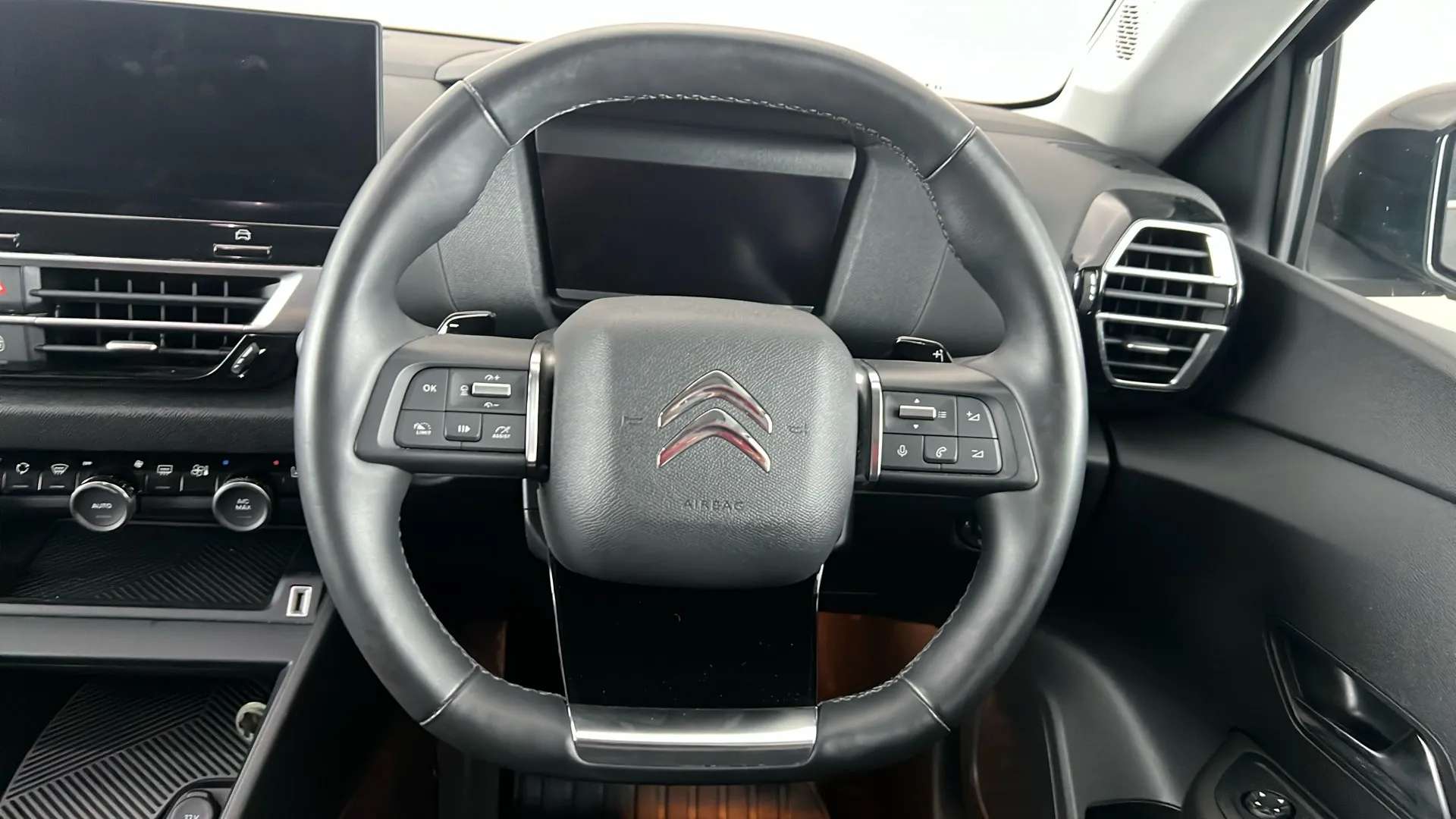 2024 CITROEN C4 2024 CITROEN C4