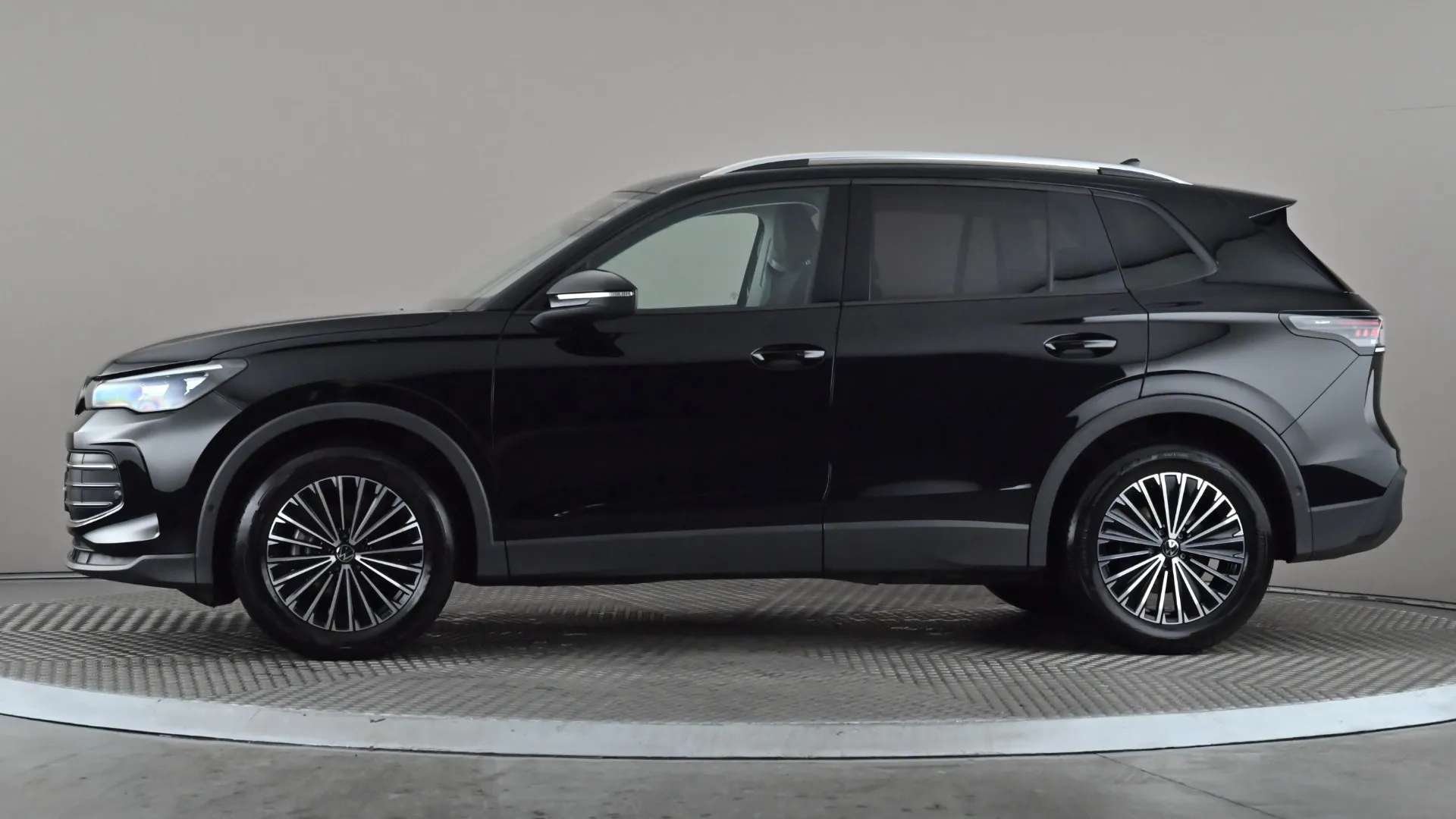 A 2025 VOLKSWAGEN TIGUAN 1.5 eTSI Match DSG A 2025 VOLKSWAGEN TIGUAN 1.5 eTSI Match DSG