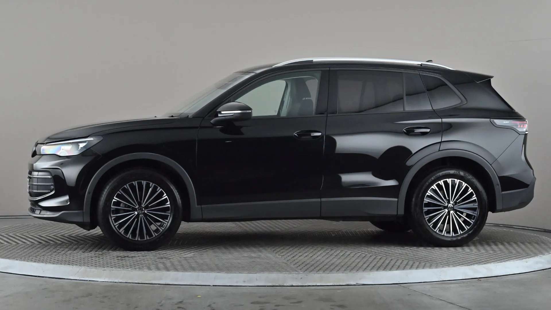 A 2025 VOLKSWAGEN TIGUAN 1.5 eTSI Match DSG A 2025 VOLKSWAGEN TIGUAN 1.5 eTSI Match DSG
