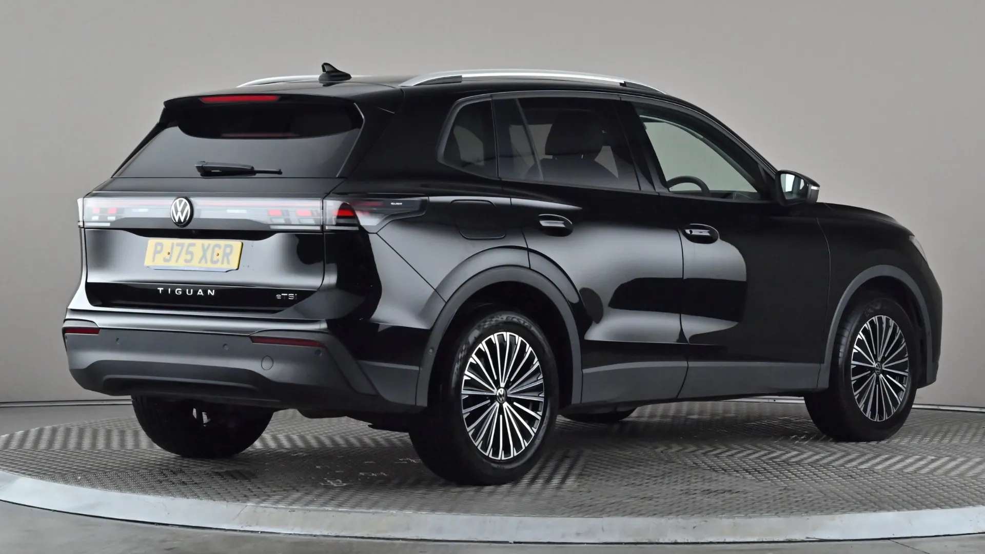2025 VOLKSWAGEN TIGUAN 2025 VOLKSWAGEN TIGUAN