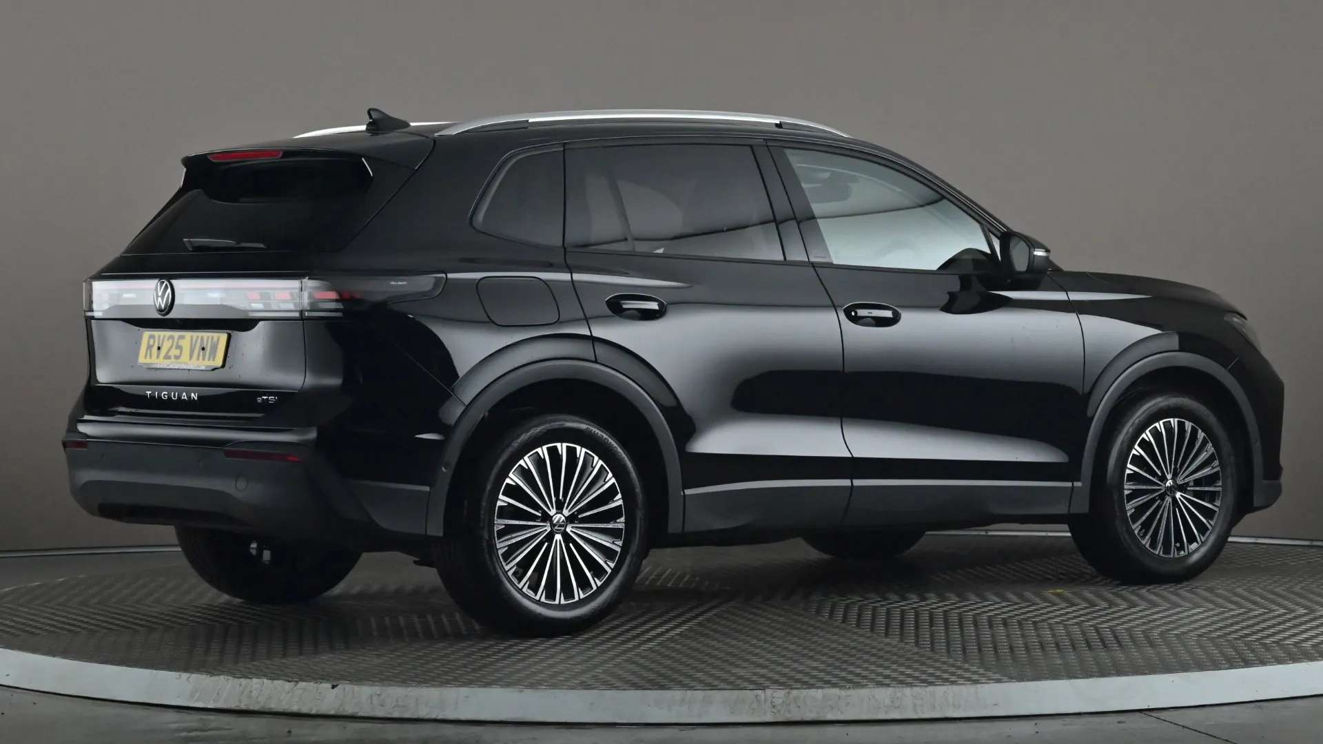 2025 VOLKSWAGEN TIGUAN 2025 VOLKSWAGEN TIGUAN