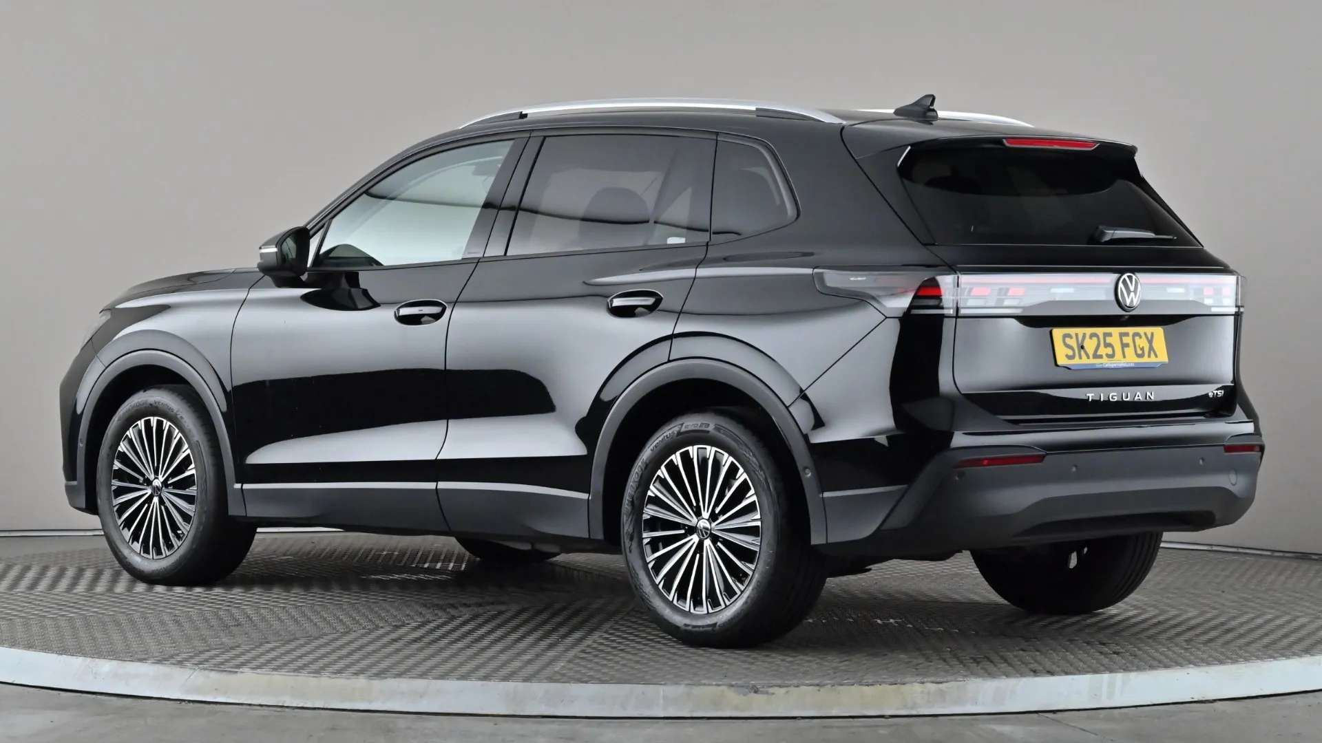 A 2025 VOLKSWAGEN TIGUAN 1.5 eTSI Match DSG A 2025 VOLKSWAGEN TIGUAN 1.5 eTSI Match DSG