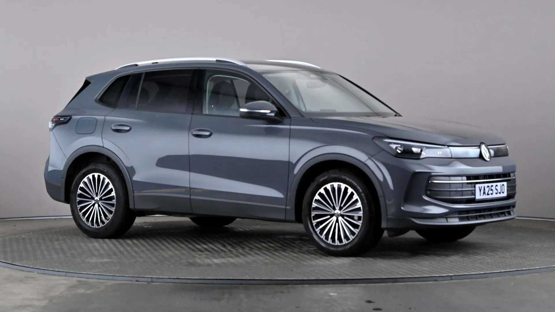 A 2025 VOLKSWAGEN TIGUAN 1.5 eTSI Match DSG A 2025 VOLKSWAGEN TIGUAN 1.5 eTSI Match DSG