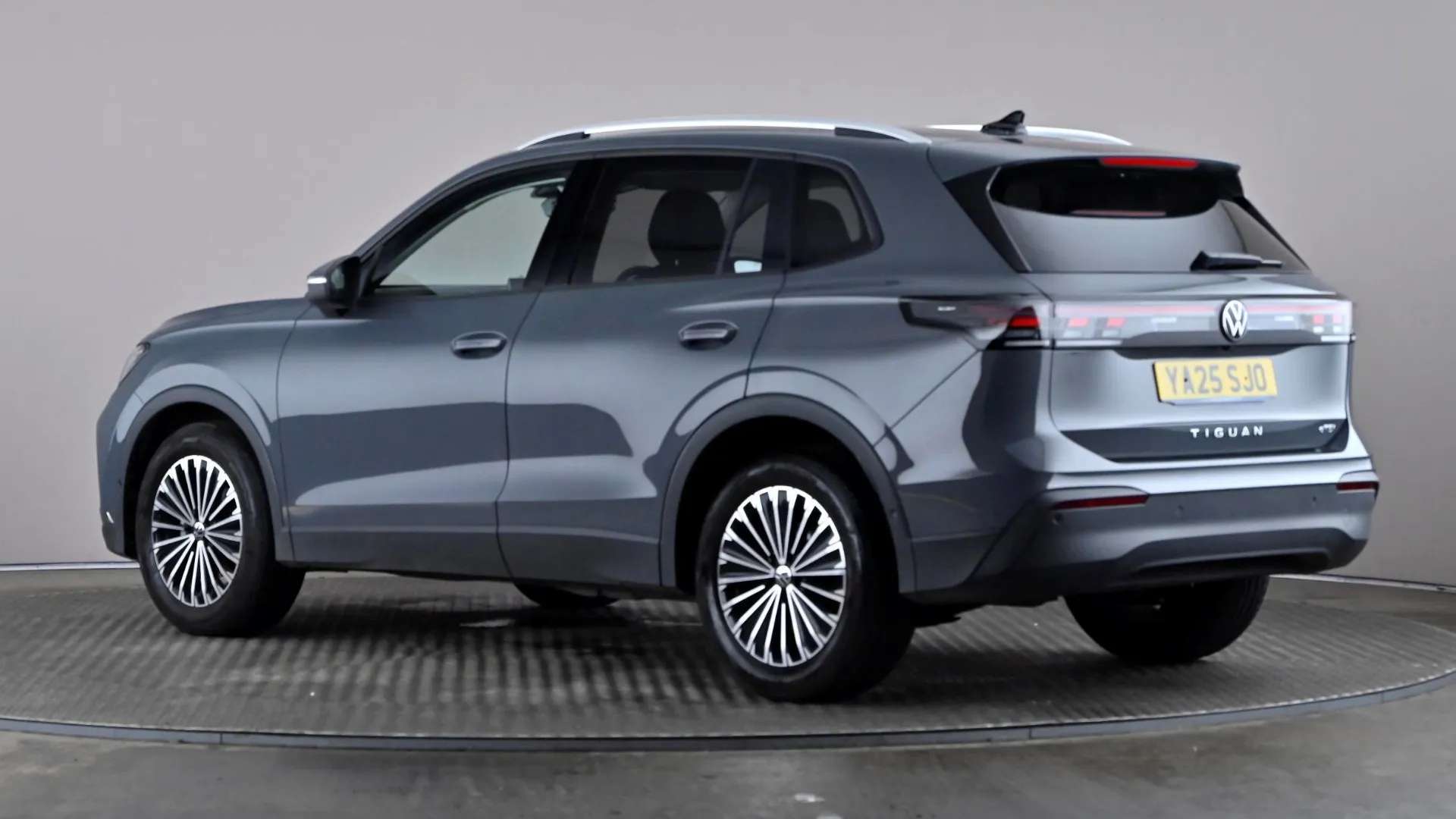 A 2025 VOLKSWAGEN TIGUAN 1.5 eTSI Match DSG A 2025 VOLKSWAGEN TIGUAN 1.5 eTSI Match DSG