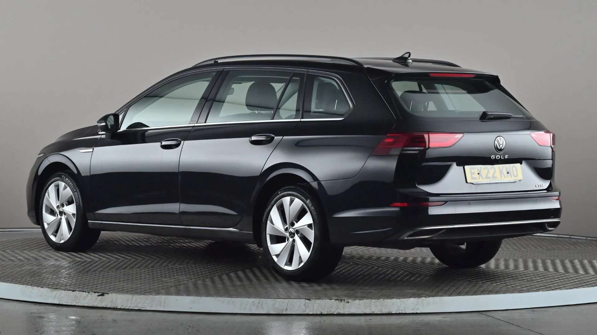 A 2022 VOLKSWAGEN GOLF 1.5 eTSI Style DSG A 2022 VOLKSWAGEN GOLF 1.5 eTSI Style DSG