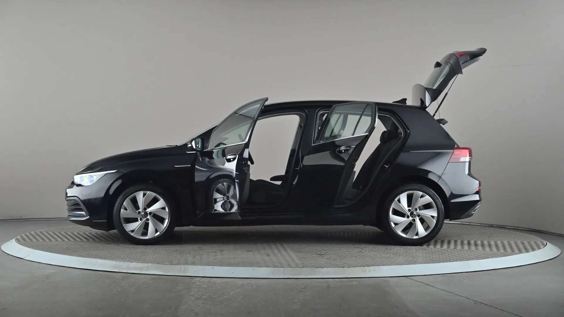 2022 VOLKSWAGEN GOLF 2022 VOLKSWAGEN GOLF