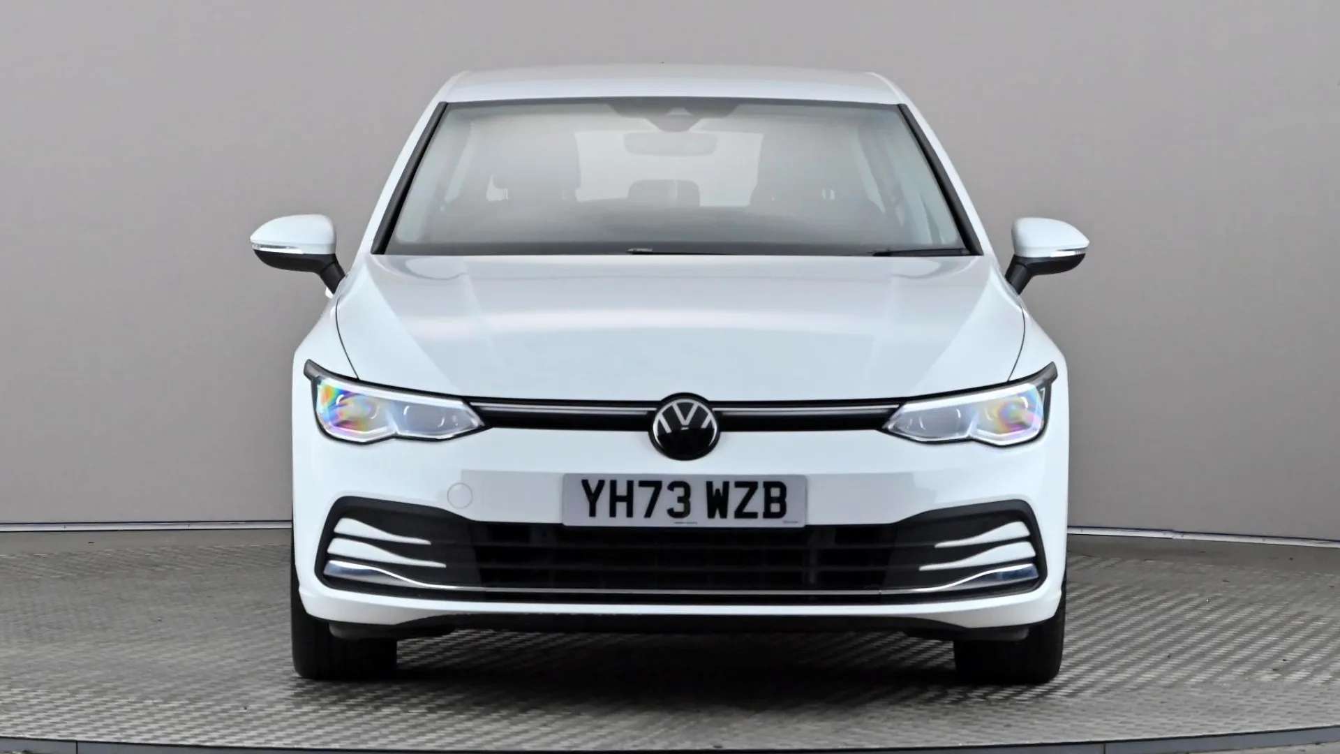 A 2023 VOLKSWAGEN GOLF 1.5 eTSI Style DSG A 2023 VOLKSWAGEN GOLF 1.5 eTSI Style DSG