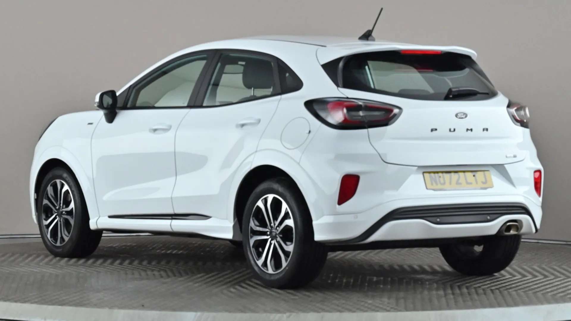 A 2022 FORD PUMA 1.0 EcoBoost Hybrid mHEV 155 ST-Line A 2022 FORD PUMA 1.0 EcoBoost Hybrid mHEV 155 ST-Line