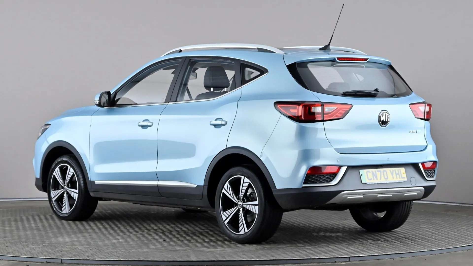 A 2020 MG MOTOR UK ZS 105kW Exclusive EV 45kWh Auto A 2020 MG MOTOR UK ZS 105kW Exclusive EV 45kWh Auto