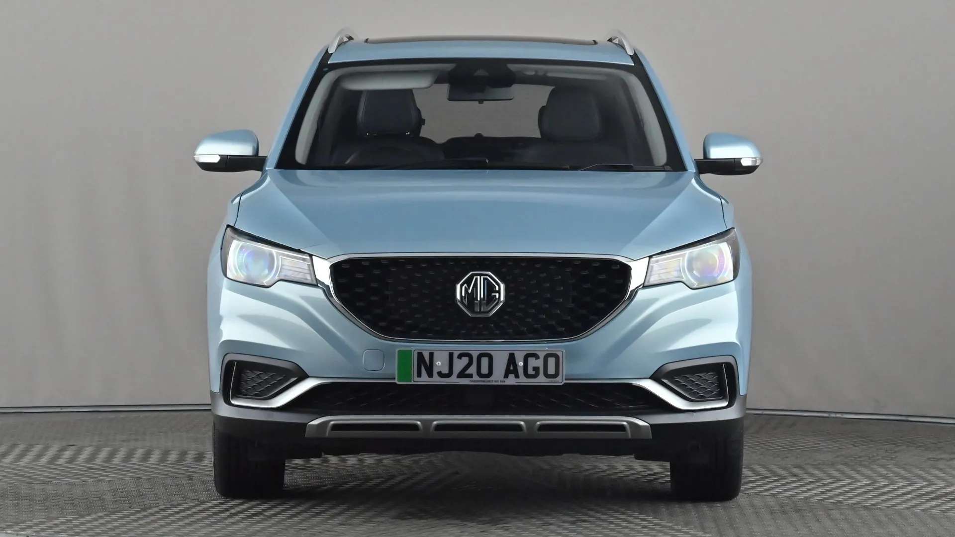 A 2020 MG MOTOR UK ZS 105kW Exclusive EV 45kWh Auto A 2020 MG MOTOR UK ZS 105kW Exclusive EV 45kWh Auto