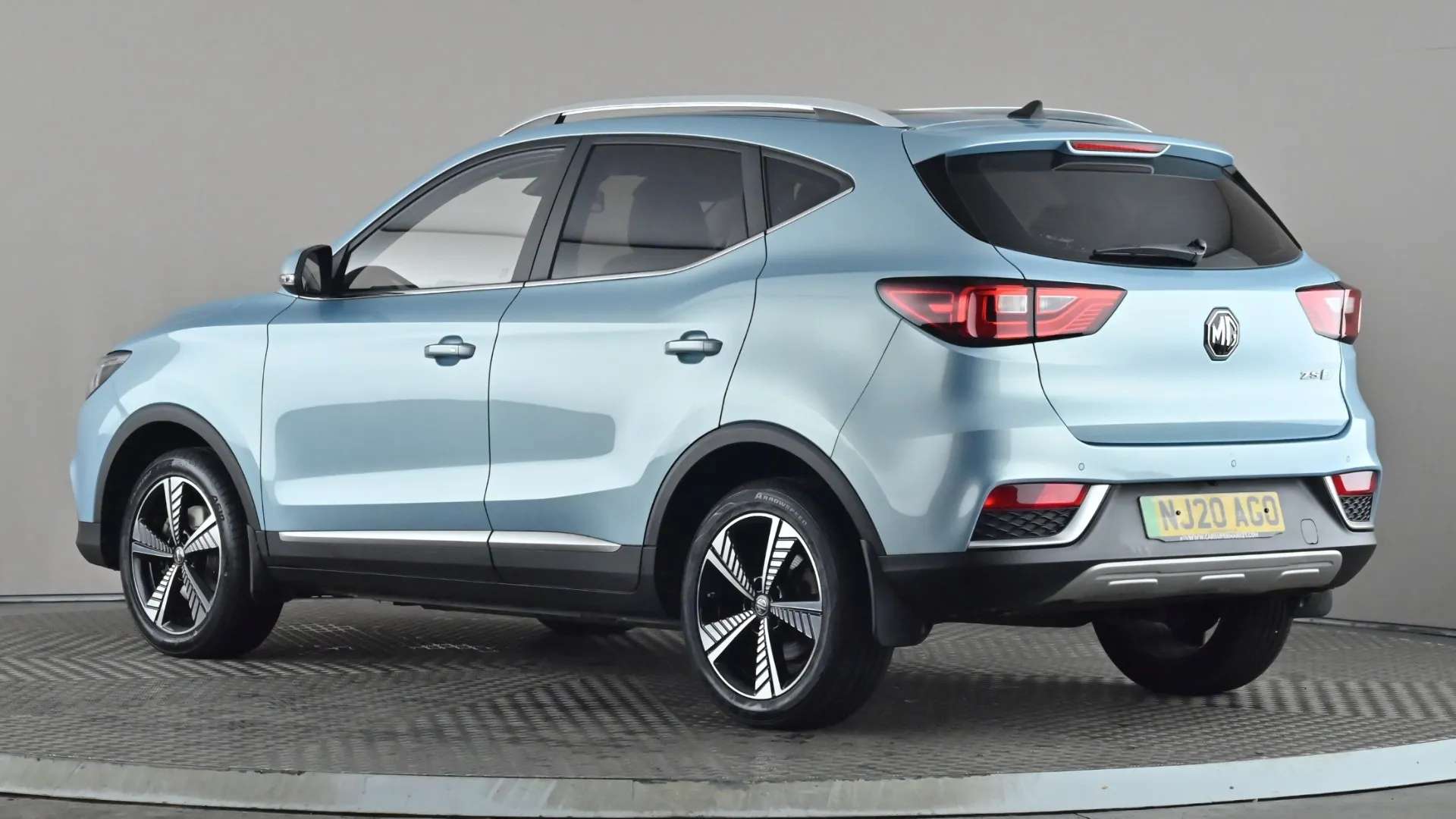 A 2020 MG MOTOR UK ZS 105kW Exclusive EV 45kWh Auto A 2020 MG MOTOR UK ZS 105kW Exclusive EV 45kWh Auto