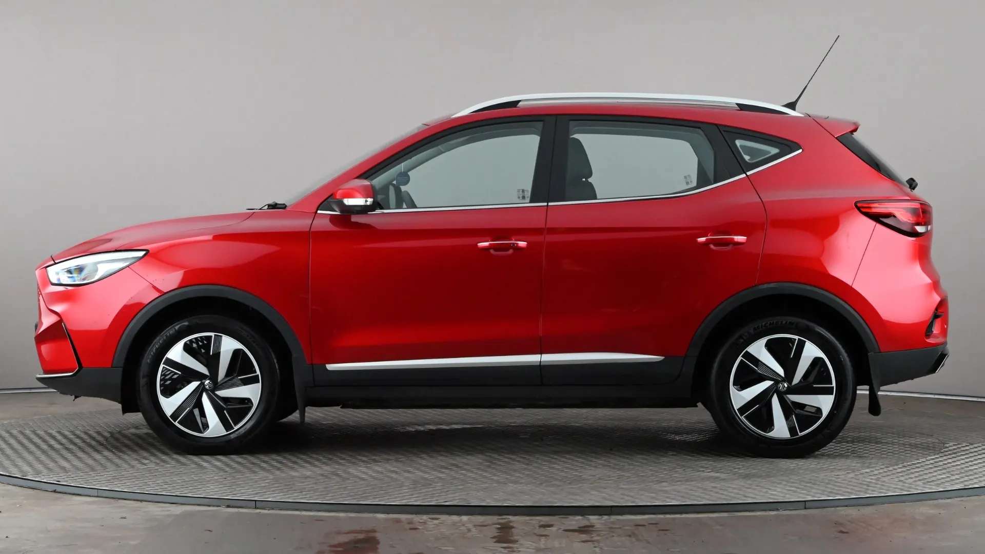 A 2022 MG MOTOR UK ZS 130kW Trophy Connect EV 51kWh Auto A 2022 MG MOTOR UK ZS 130kW Trophy Connect EV 51kWh Auto