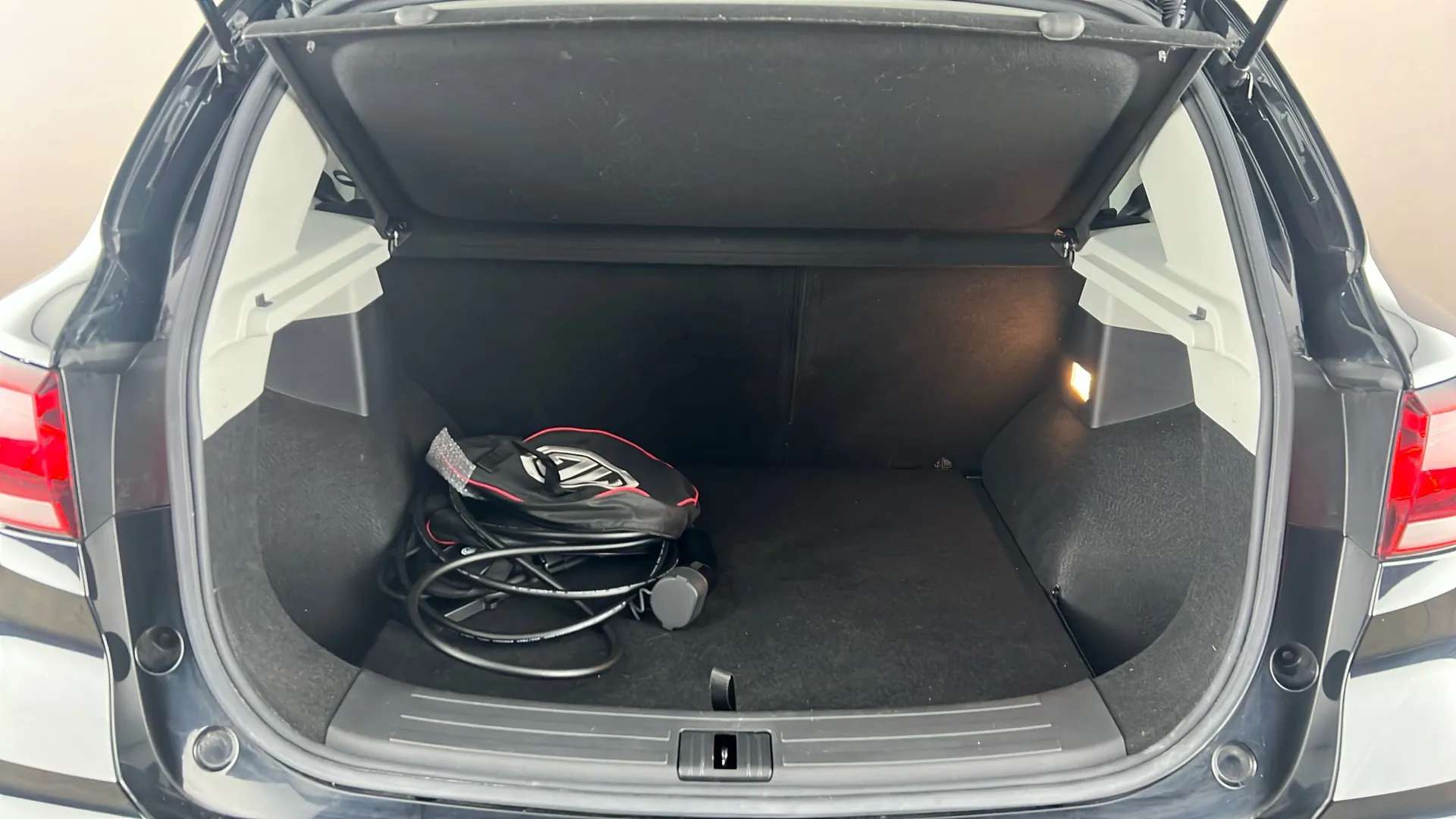 2022 MG MOTOR UK ZS 2022 MG MOTOR UK ZS