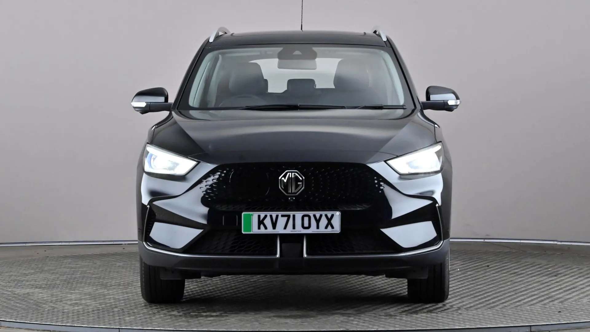 A 2022 MG MOTOR UK ZS 130kW Trophy EV 51kWh Auto A 2022 MG MOTOR UK ZS 130kW Trophy EV 51kWh Auto