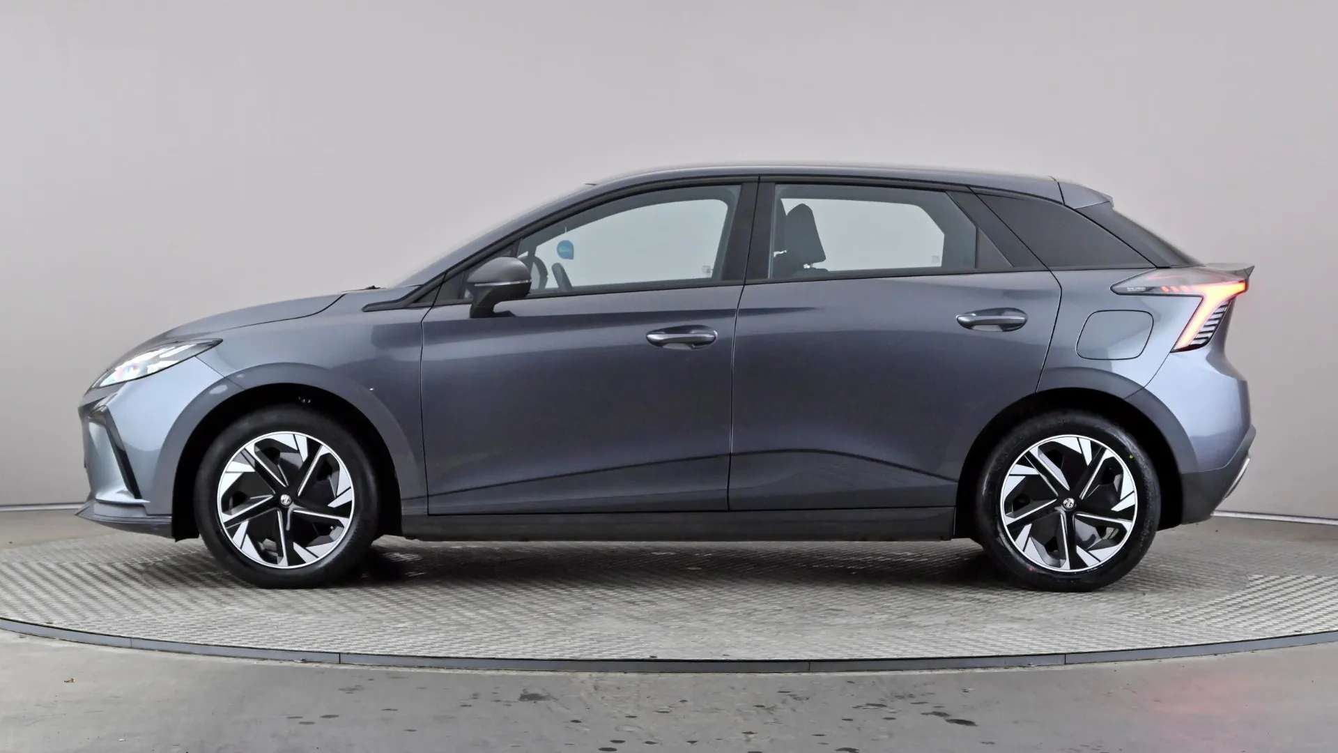 A 2022 MG MOTOR UK MG4 125kW SE EV 51kWh Auto A 2022 MG MOTOR UK MG4 125kW SE EV 51kWh Auto