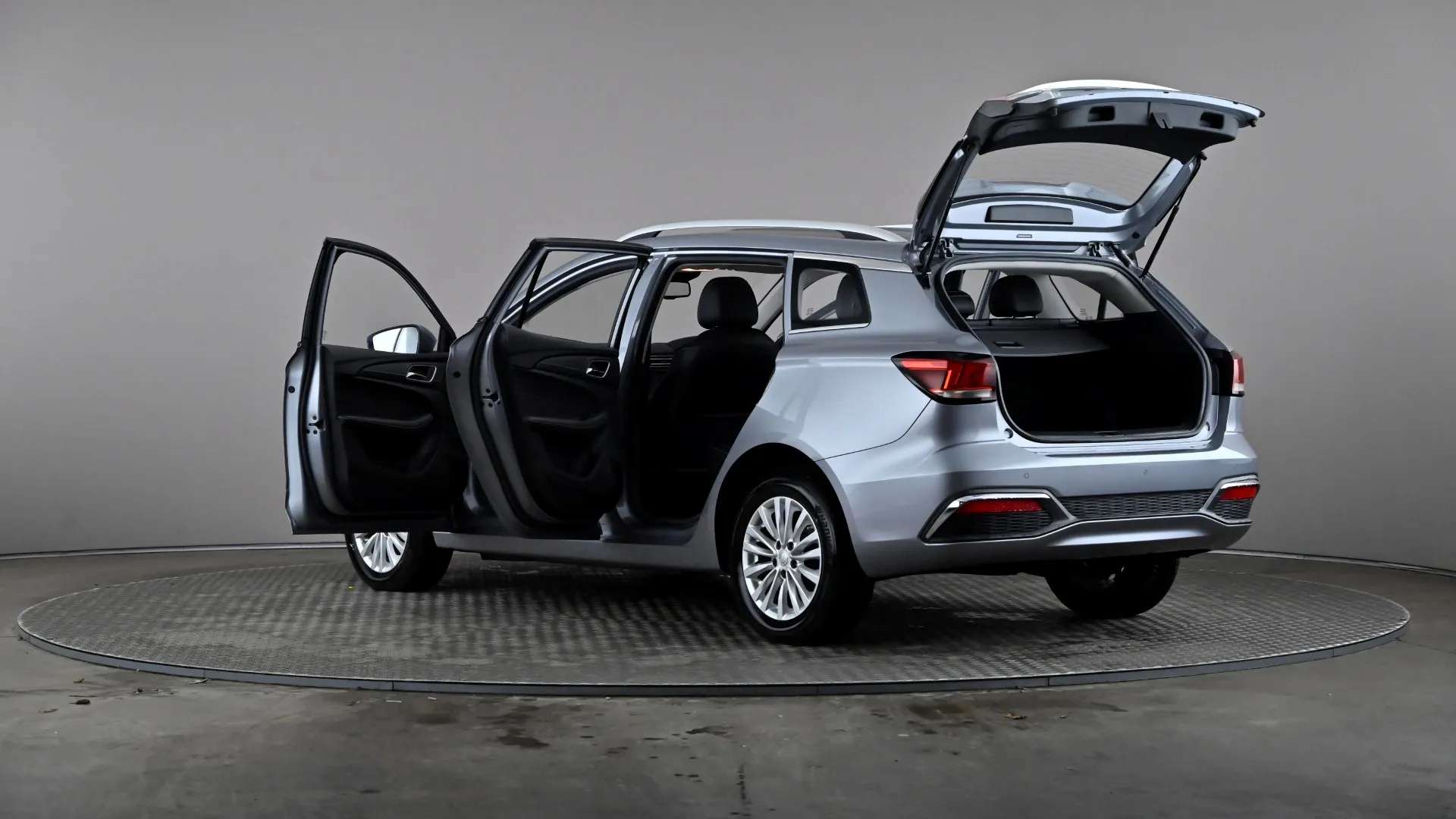 2021 MG MOTOR UK MG5 2021 MG MOTOR UK MG5