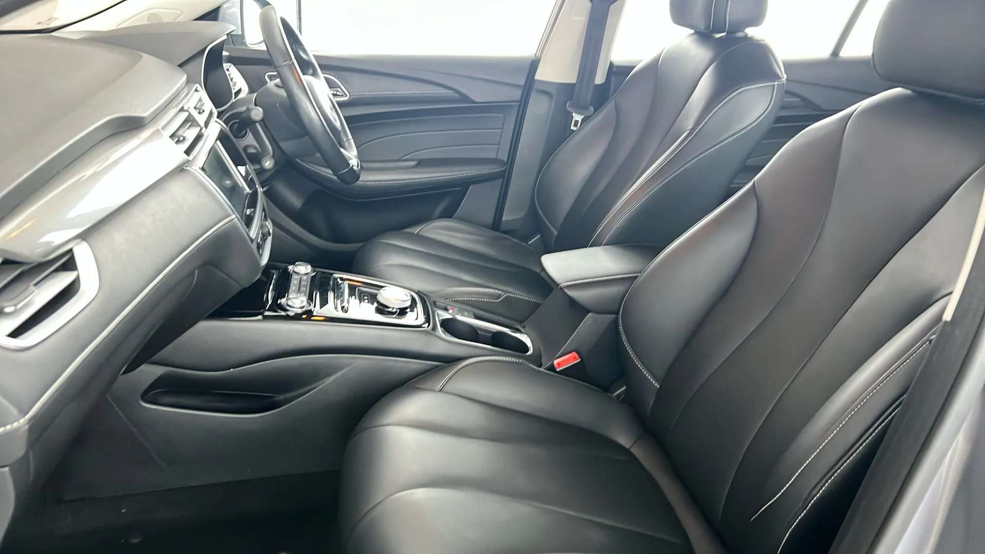 2021 MG MOTOR UK MG5 2021 MG MOTOR UK MG5