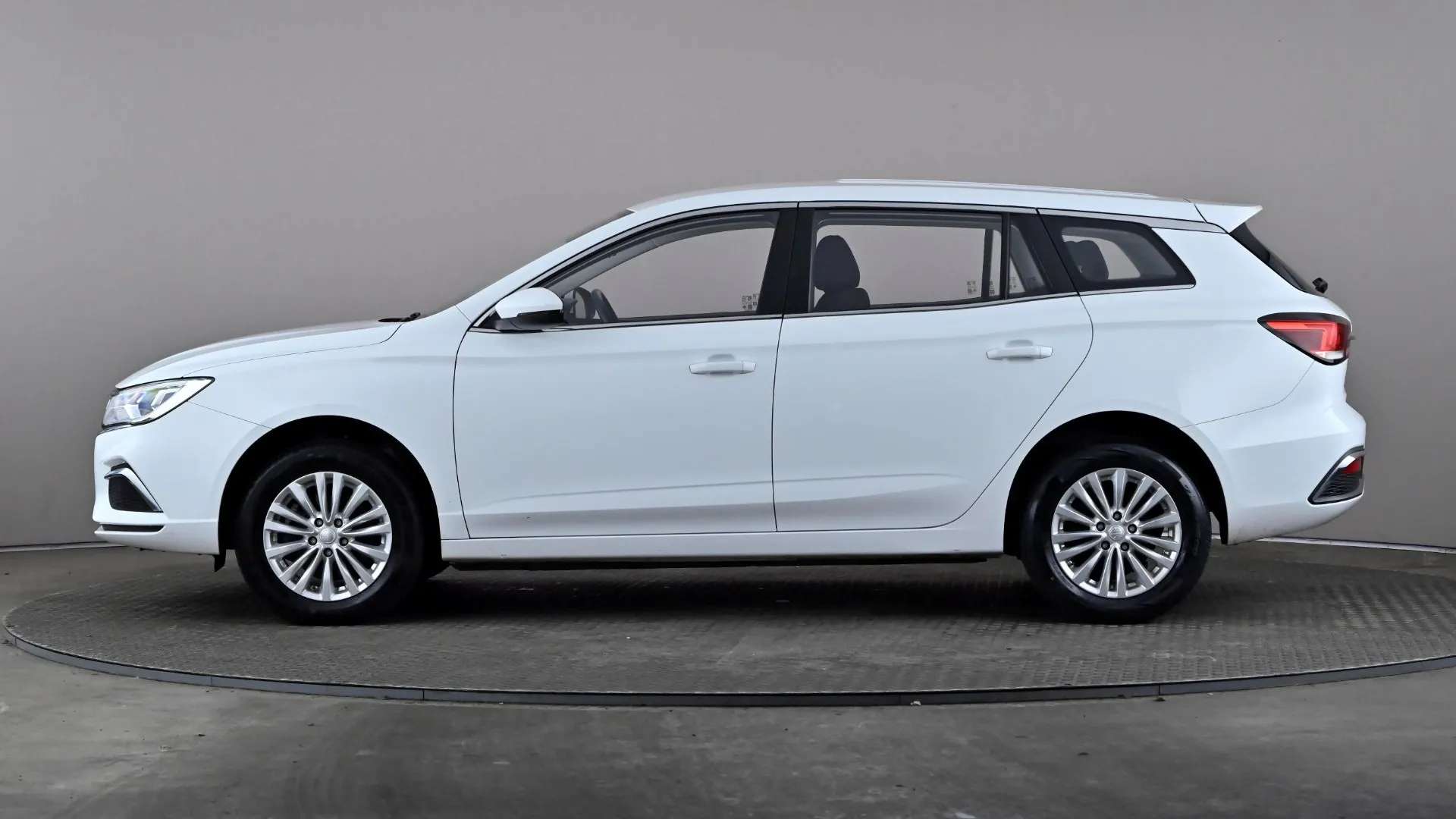 A 2022 MG MOTOR UK MG5 115kW Excite EV 61kWh Auto A 2022 MG MOTOR UK MG5 115kW Excite EV 61kWh Auto