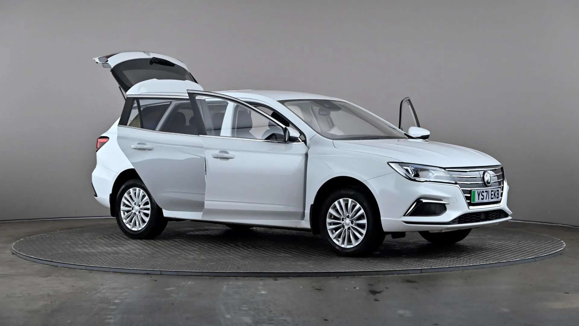 2021 MG MOTOR UK MG5 2021 MG MOTOR UK MG5