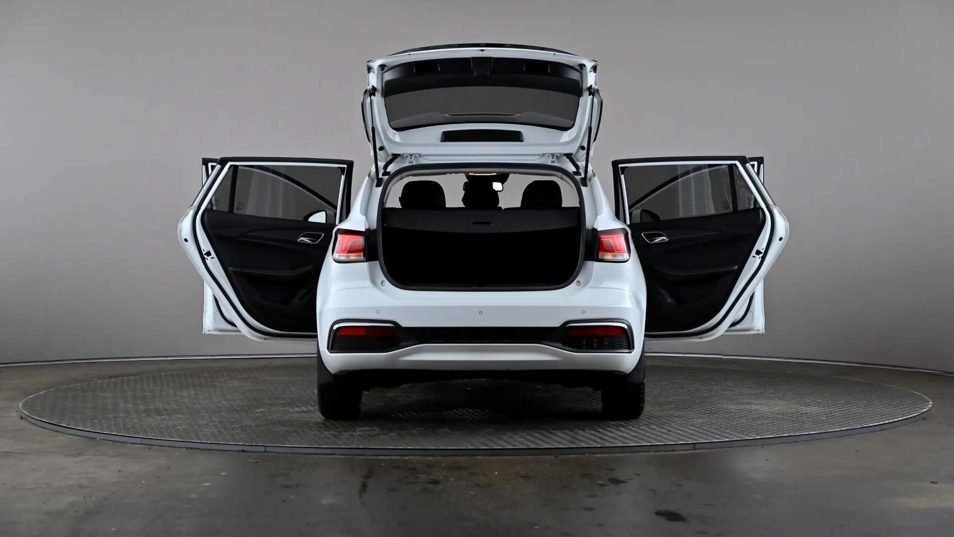 2021 MG MOTOR UK MG5 2021 MG MOTOR UK MG5