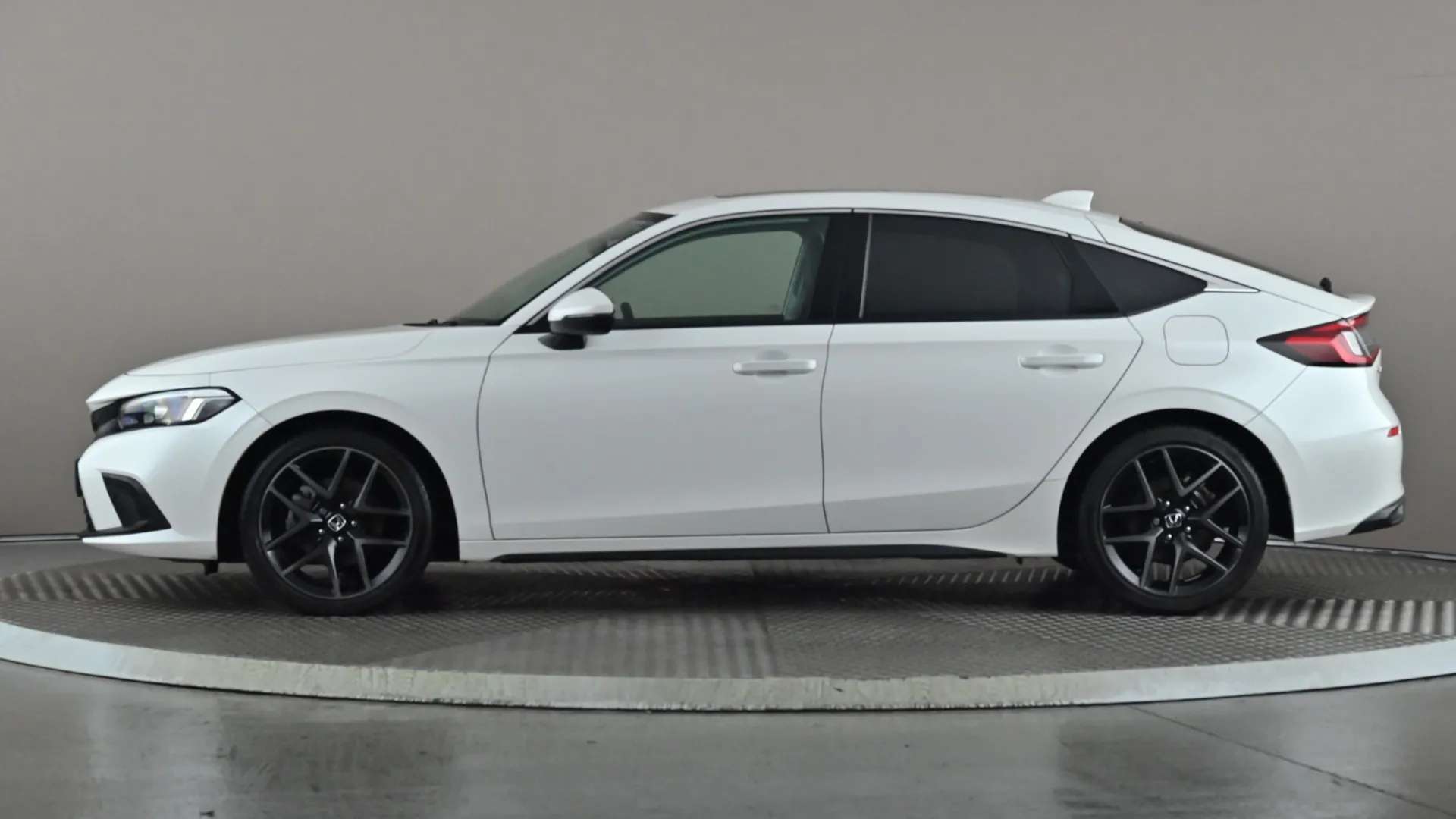 A 2024 HONDA CIVIC 2.0 eHEV Advance CVT A 2024 HONDA CIVIC 2.0 eHEV Advance CVT