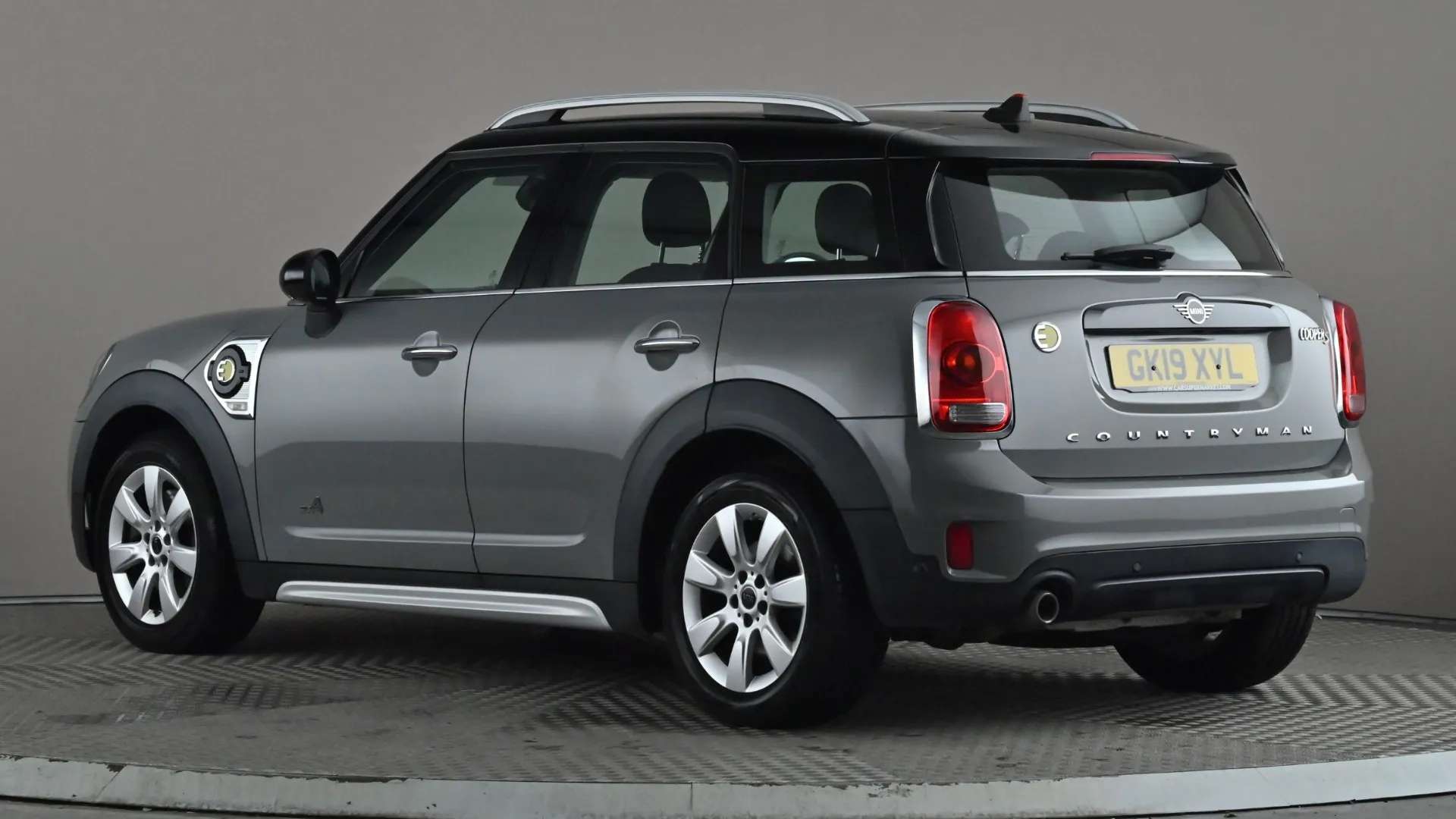 A 2019 MINI COUNTRYMAN 1.5 Cooper S E Classic ALL4 PHEV Auto Com/Nav+ A 2019 MINI COUNTRYMAN 1.5 Cooper S E Classic ALL4 PHEV Auto Com/Nav+