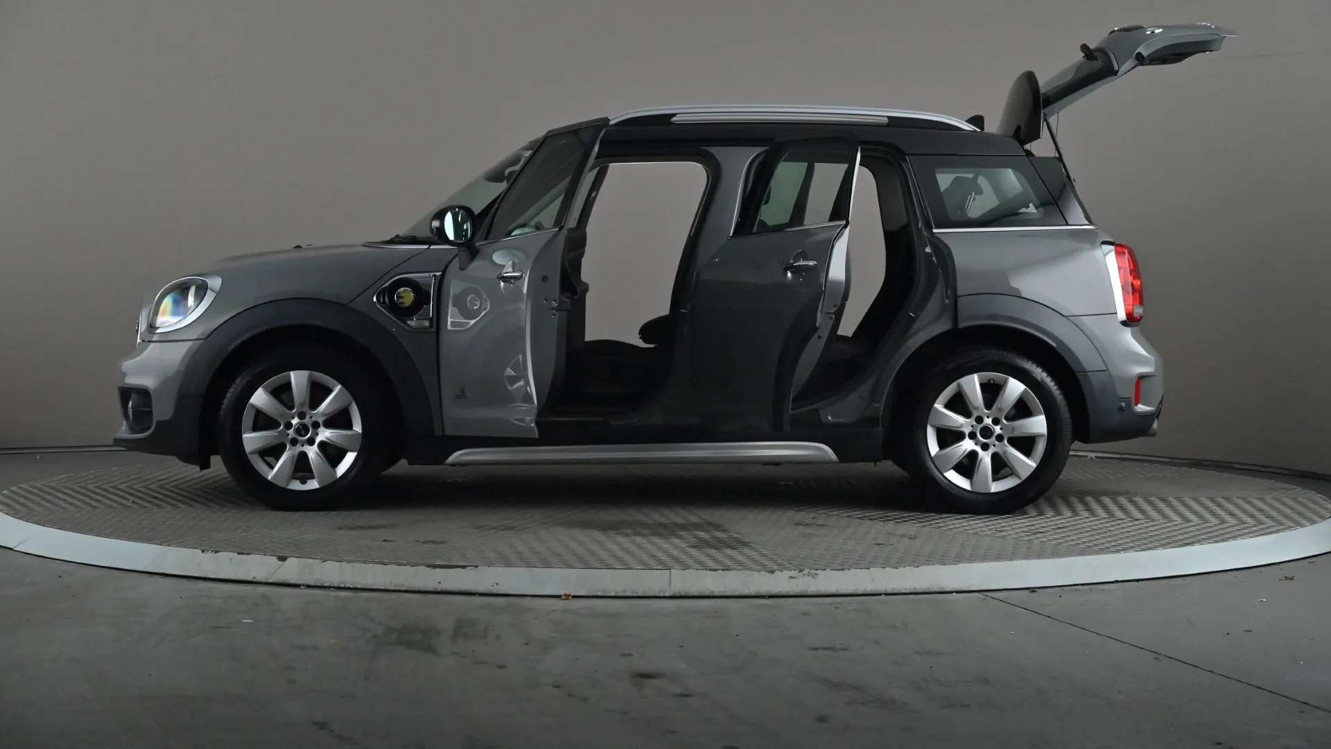 2019 MINI COUNTRYMAN 2019 MINI COUNTRYMAN