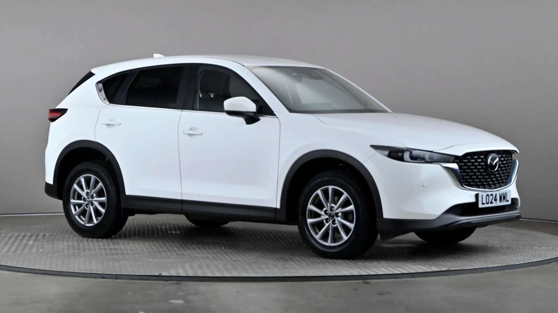 A 2024 MAZDA CX-5 2.0 e-Skyactiv G MHEV Centre-Line A 2024 MAZDA CX-5 2.0 e-Skyactiv G MHEV Centre-Line