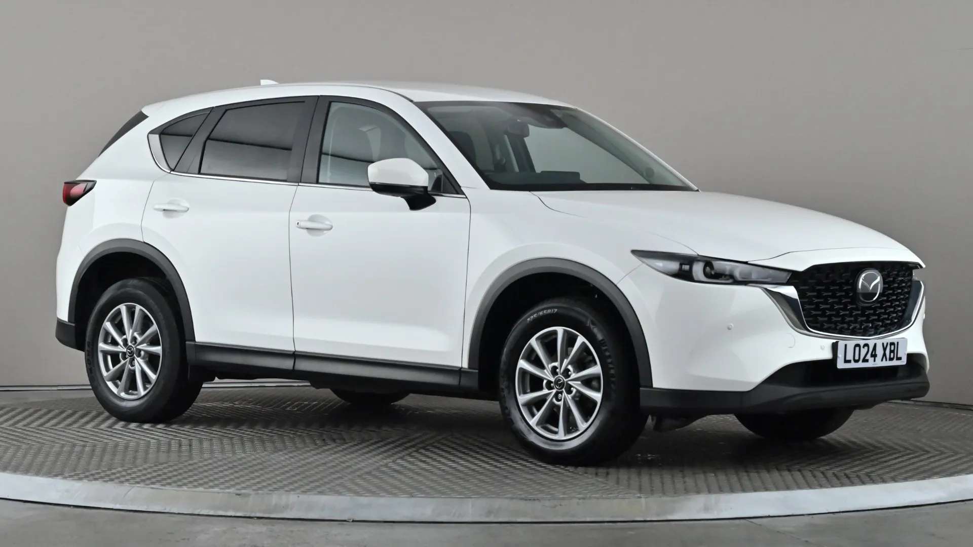 A 2024 MAZDA CX-5 2.0 e-Skyactiv G MHEV Centre-Line A 2024 MAZDA CX-5 2.0 e-Skyactiv G MHEV Centre-Line