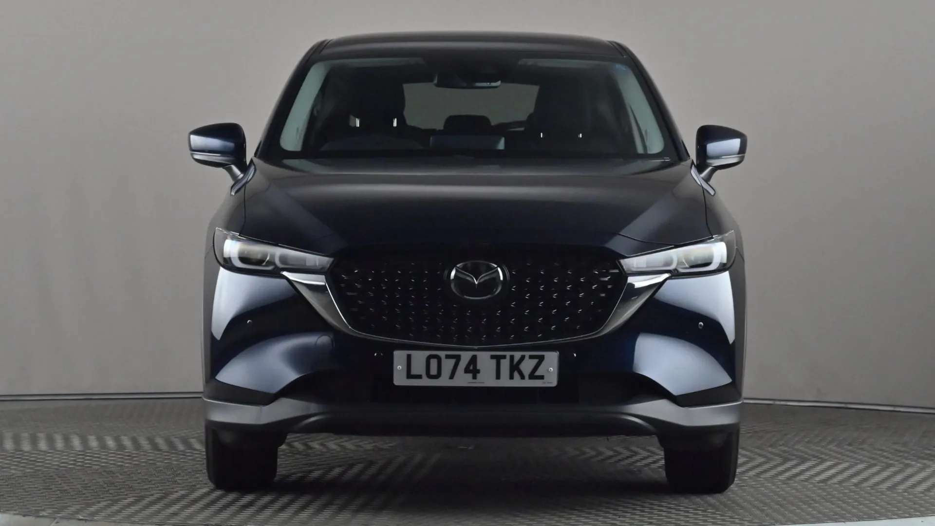 A 2025 MAZDA CX-5 2.0 e-Skyactiv G MHEV Centre-Line A 2025 MAZDA CX-5 2.0 e-Skyactiv G MHEV Centre-Line