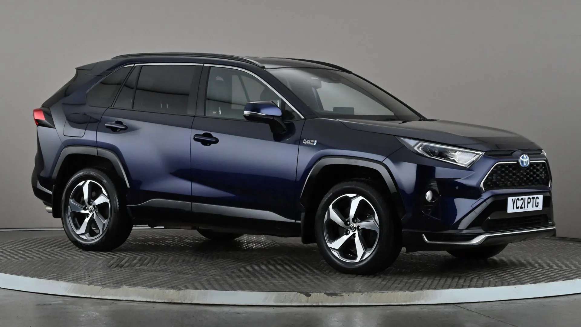 A 2021 TOYOTA RAV4 2.5 PHEV Dynamic CVT A 2021 TOYOTA RAV4 2.5 PHEV Dynamic CVT