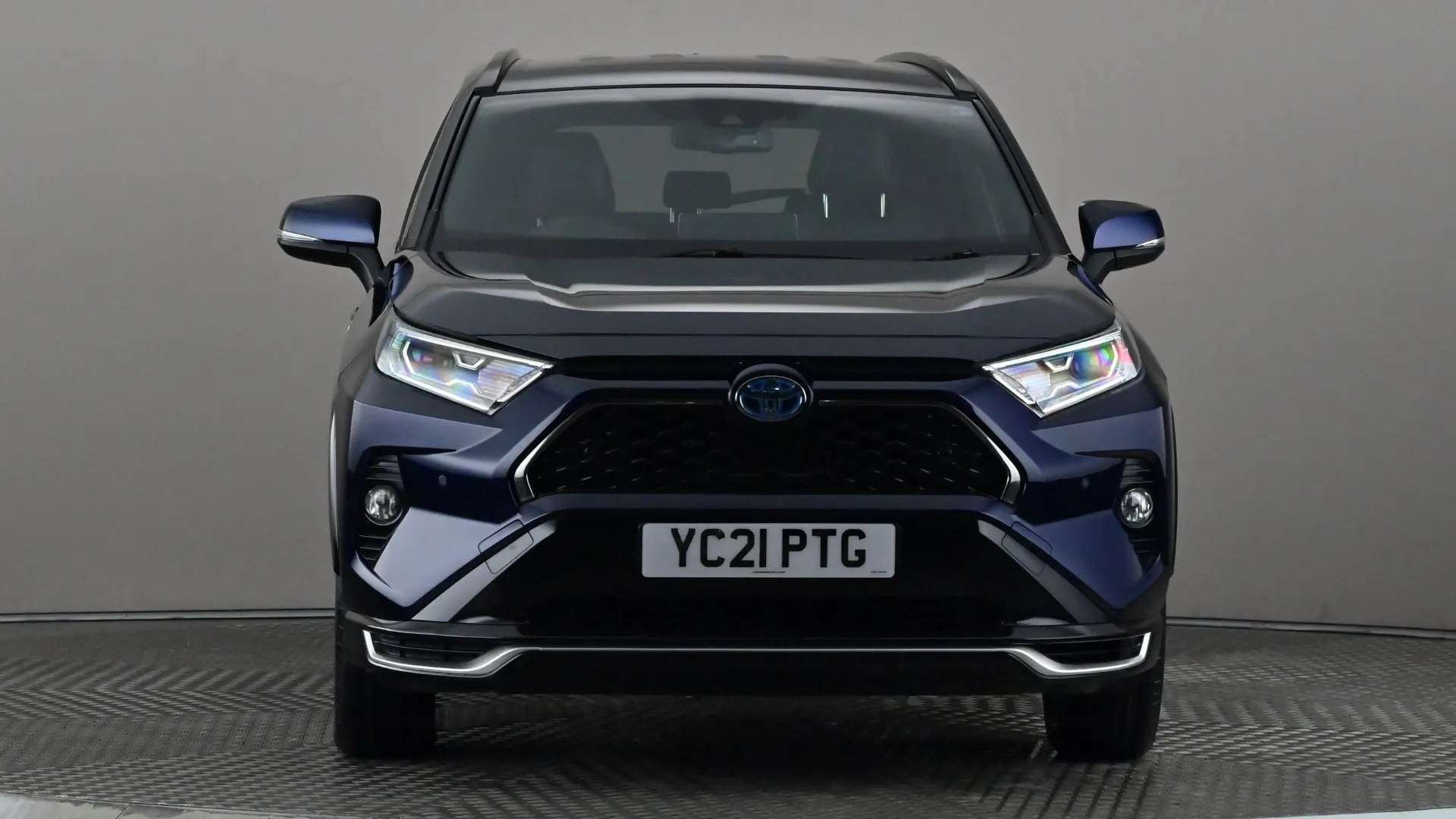 A 2021 TOYOTA RAV4 2.5 PHEV Dynamic CVT A 2021 TOYOTA RAV4 2.5 PHEV Dynamic CVT