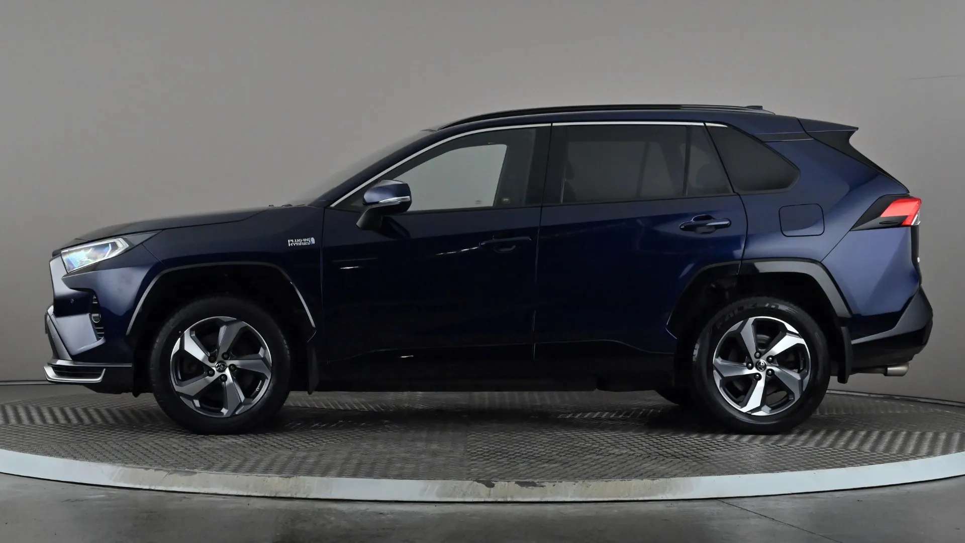 A 2021 TOYOTA RAV4 2.5 PHEV Dynamic CVT A 2021 TOYOTA RAV4 2.5 PHEV Dynamic CVT