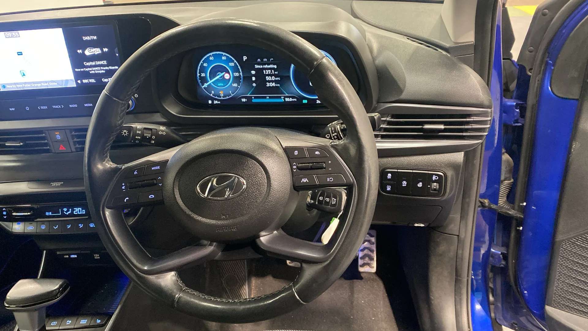 A 2023 HYUNDAI BAYON 1.0 TGDi 48V MHEV Premium DCT A 2023 HYUNDAI BAYON 1.0 TGDi 48V MHEV Premium DCT