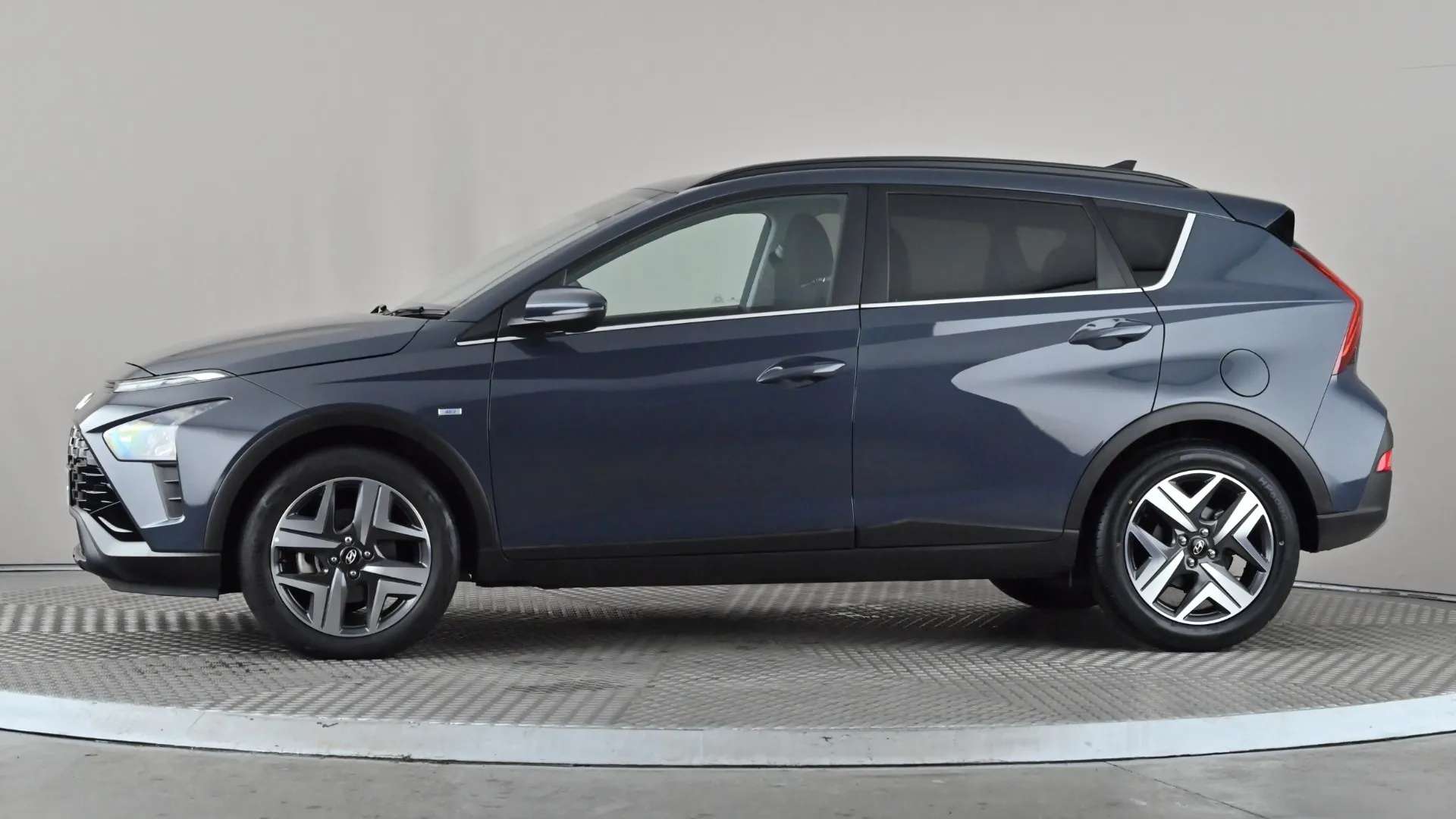 A 2023 HYUNDAI BAYON 1.0 TGDi 48V MHEV Premium DCT A 2023 HYUNDAI BAYON 1.0 TGDi 48V MHEV Premium DCT