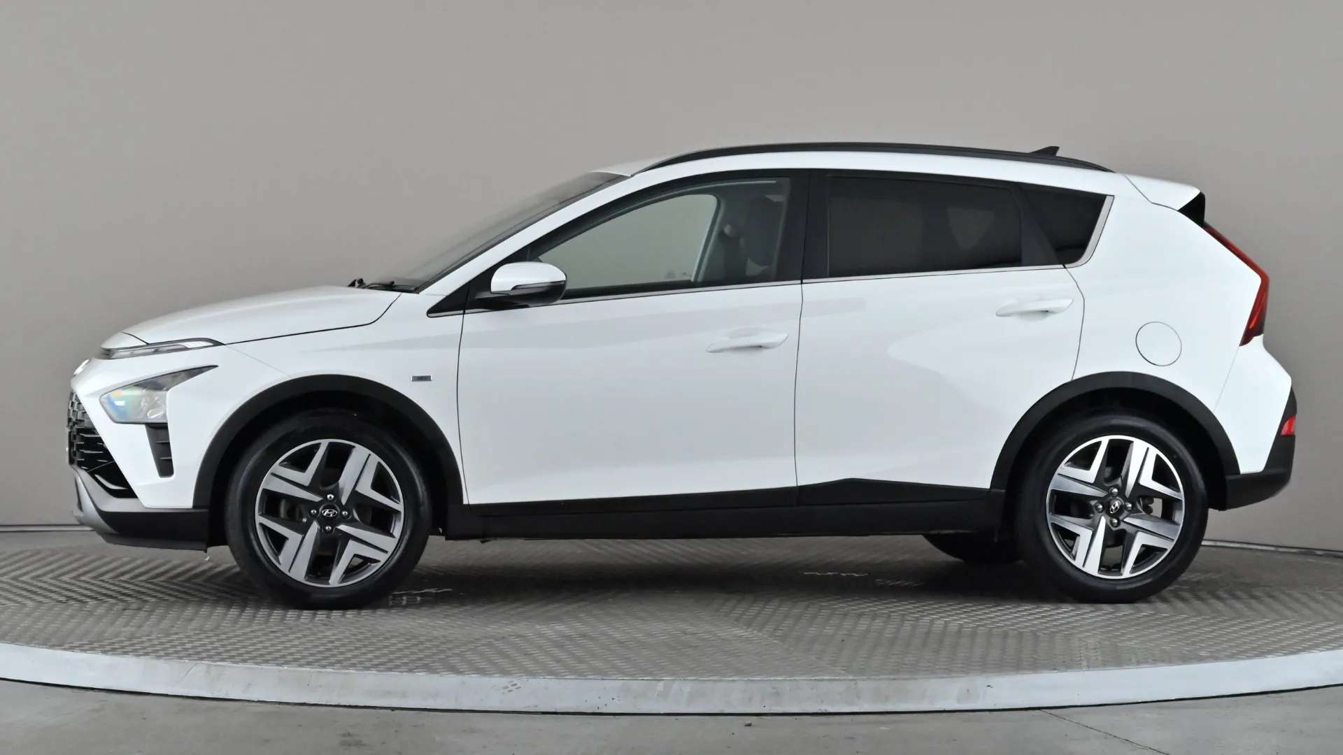 A 2023 HYUNDAI BAYON 1.0 TGDi 48V MHEV Premium DCT A 2023 HYUNDAI BAYON 1.0 TGDi 48V MHEV Premium DCT