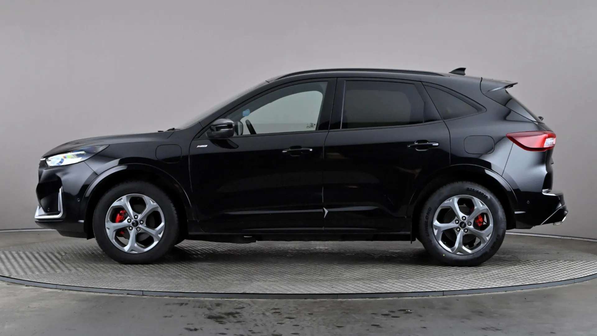 A 2024 FORD KUGA 2.5 PHEV ST-Line CVT A 2024 FORD KUGA 2.5 PHEV ST-Line CVT