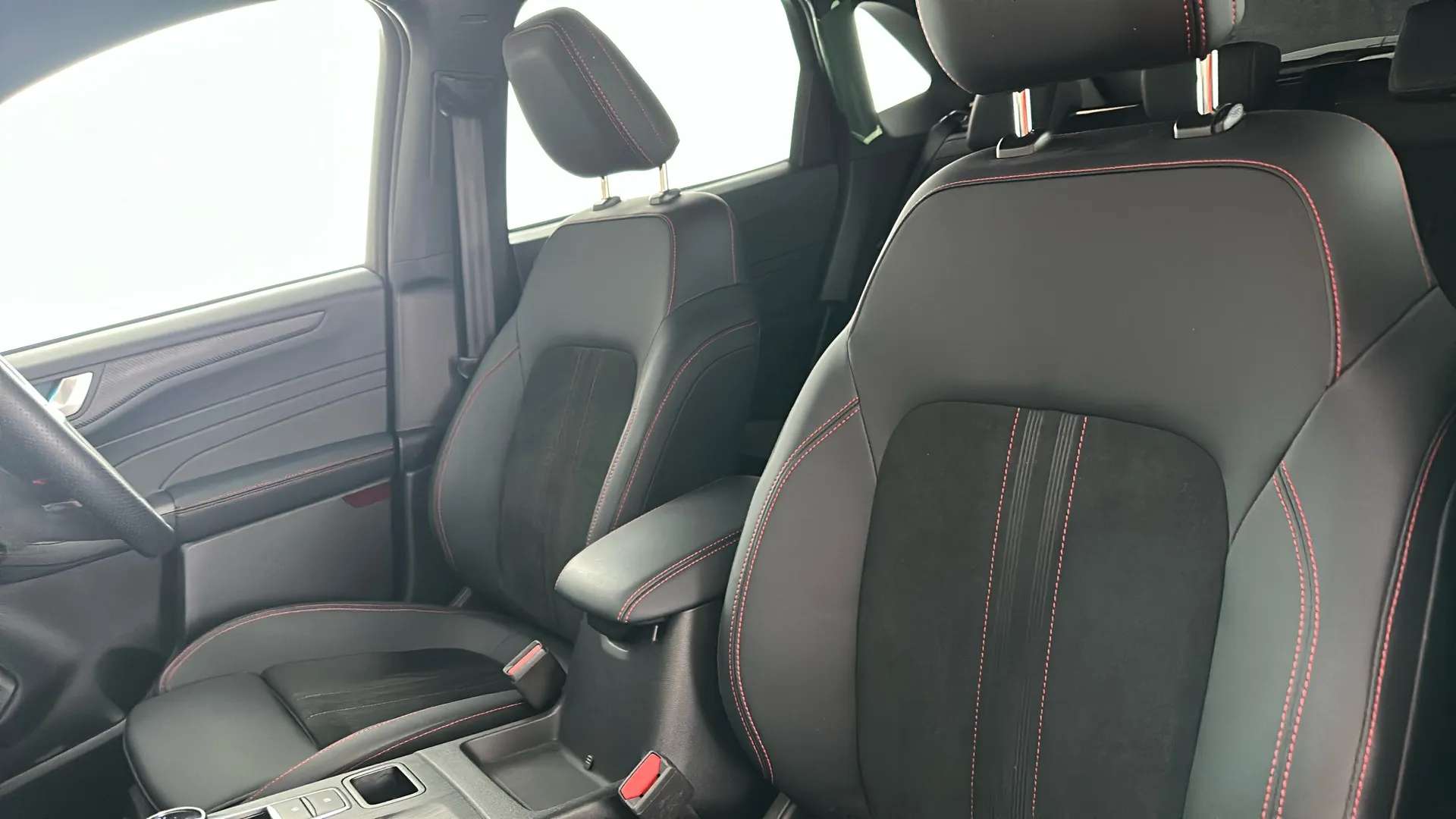 2025 FORD KUGA 2025 FORD KUGA