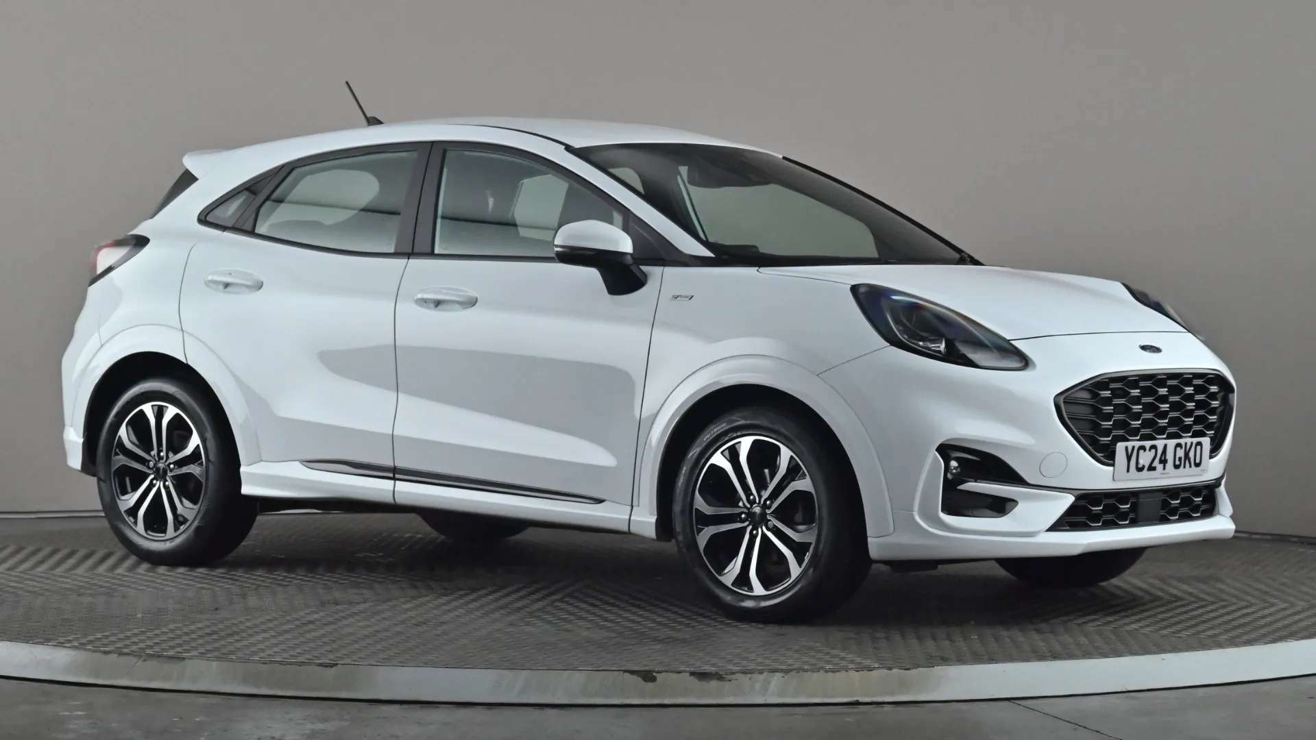 A 2024 FORD PUMA 1.0 EcoBoost Hybrid mHEV ST-Line DCT A 2024 FORD PUMA 1.0 EcoBoost Hybrid mHEV ST-Line DCT