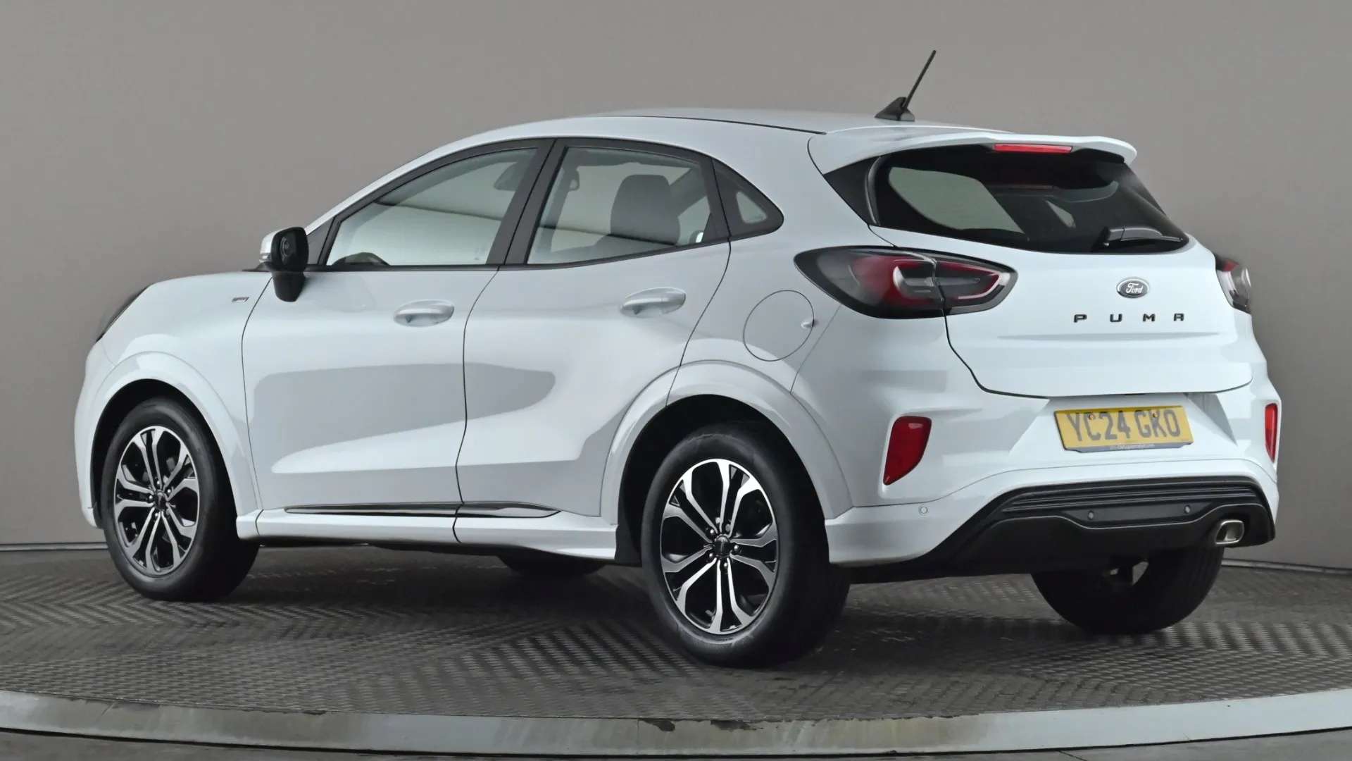 A 2024 FORD PUMA 1.0 EcoBoost Hybrid mHEV ST-Line DCT A 2024 FORD PUMA 1.0 EcoBoost Hybrid mHEV ST-Line DCT