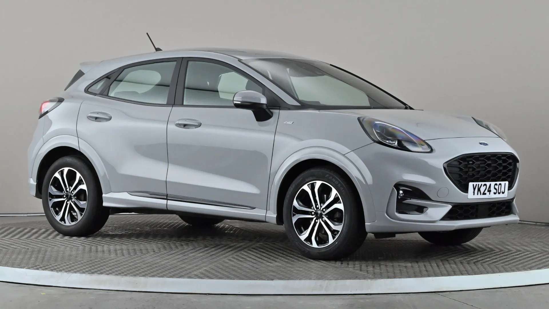 A 2024 FORD PUMA 1.0 EcoBoost Hybrid mHEV ST-Line DCT A 2024 FORD PUMA 1.0 EcoBoost Hybrid mHEV ST-Line DCT