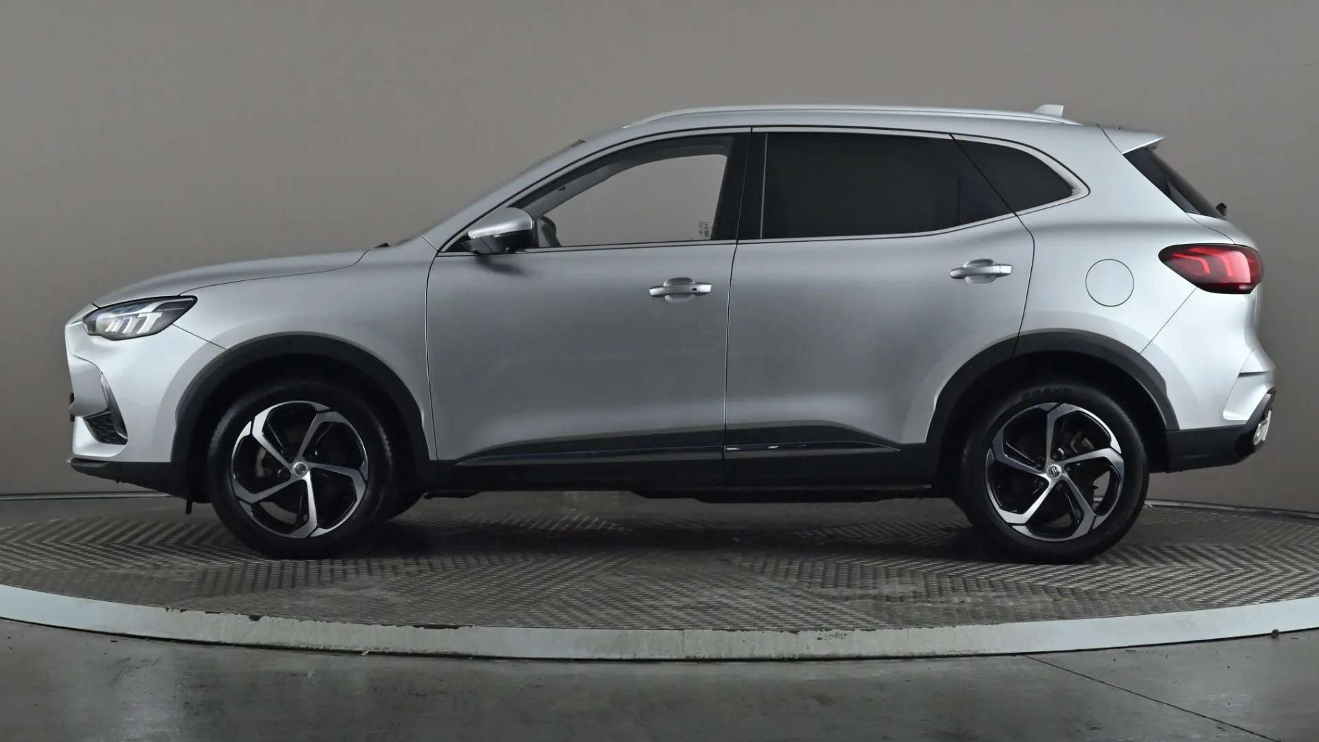 A 2023 MG MOTOR UK HS 1.5 T-GDI PHEV Trophy Auto A 2023 MG MOTOR UK HS 1.5 T-GDI PHEV Trophy Auto