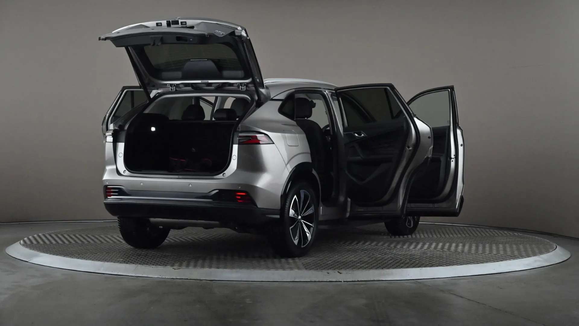 2025 MG MOTOR UK HS 2025 MG MOTOR UK HS