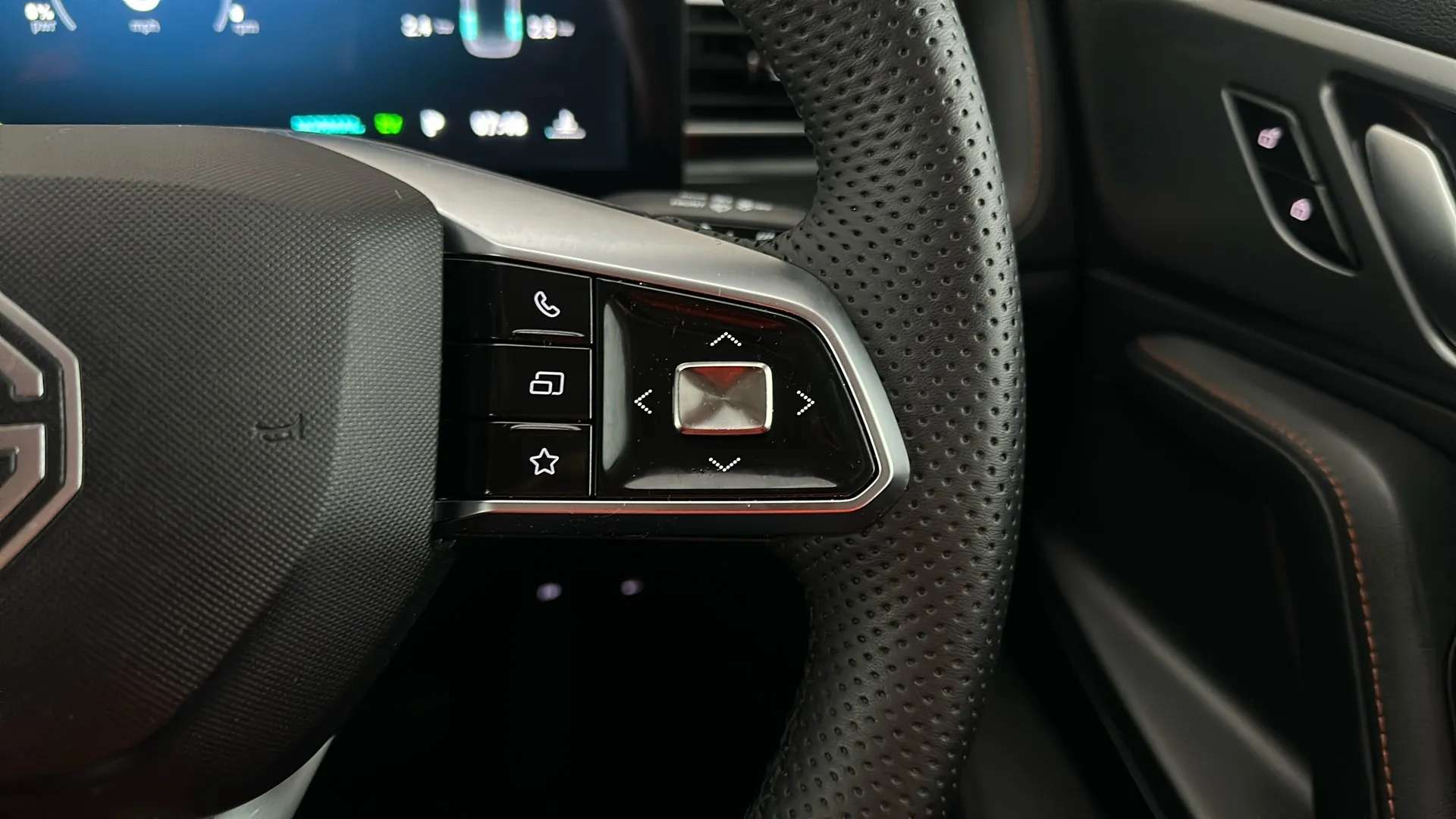 2025 MG MOTOR UK HS 2025 MG MOTOR UK HS