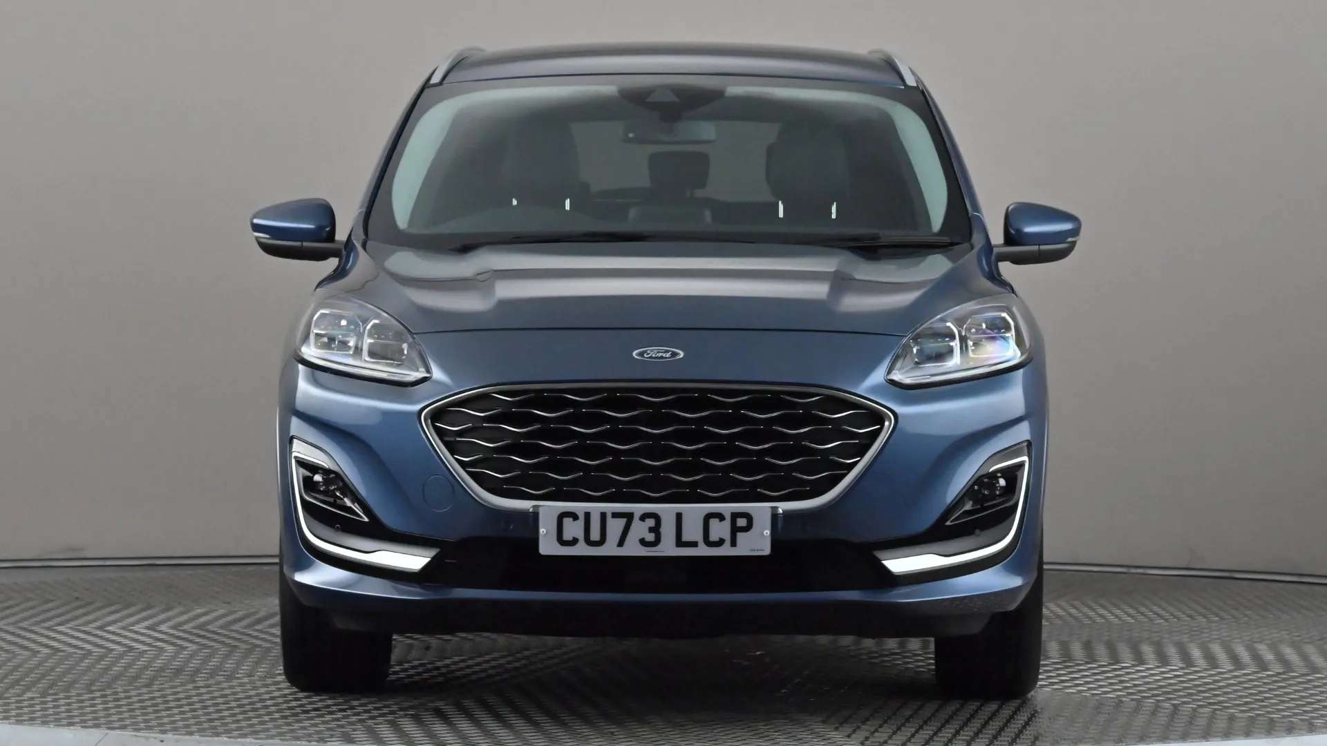 A 2023 FORD KUGA 2.5 FHEV Vignale CVT A 2023 FORD KUGA 2.5 FHEV Vignale CVT