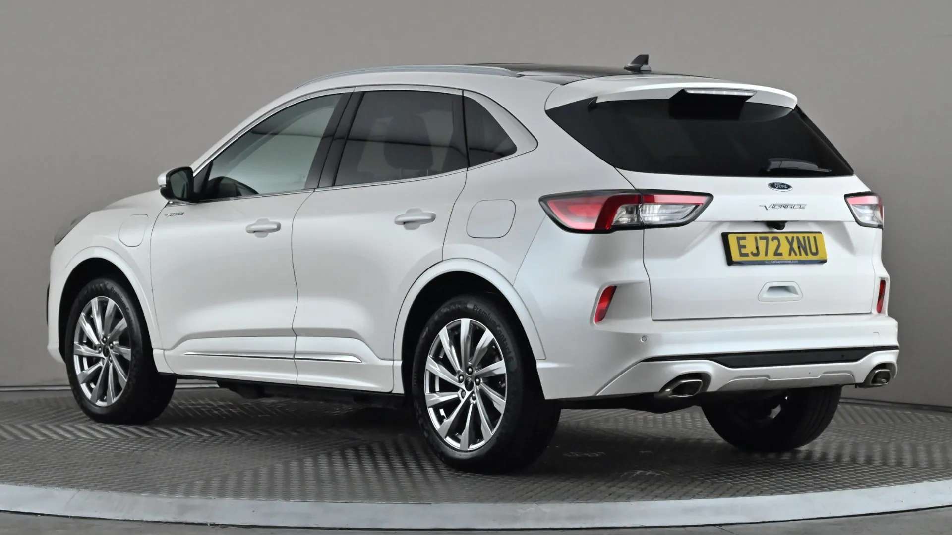 A 2022 FORD KUGA 2.5 PHEV Vignale CVT A 2022 FORD KUGA 2.5 PHEV Vignale CVT