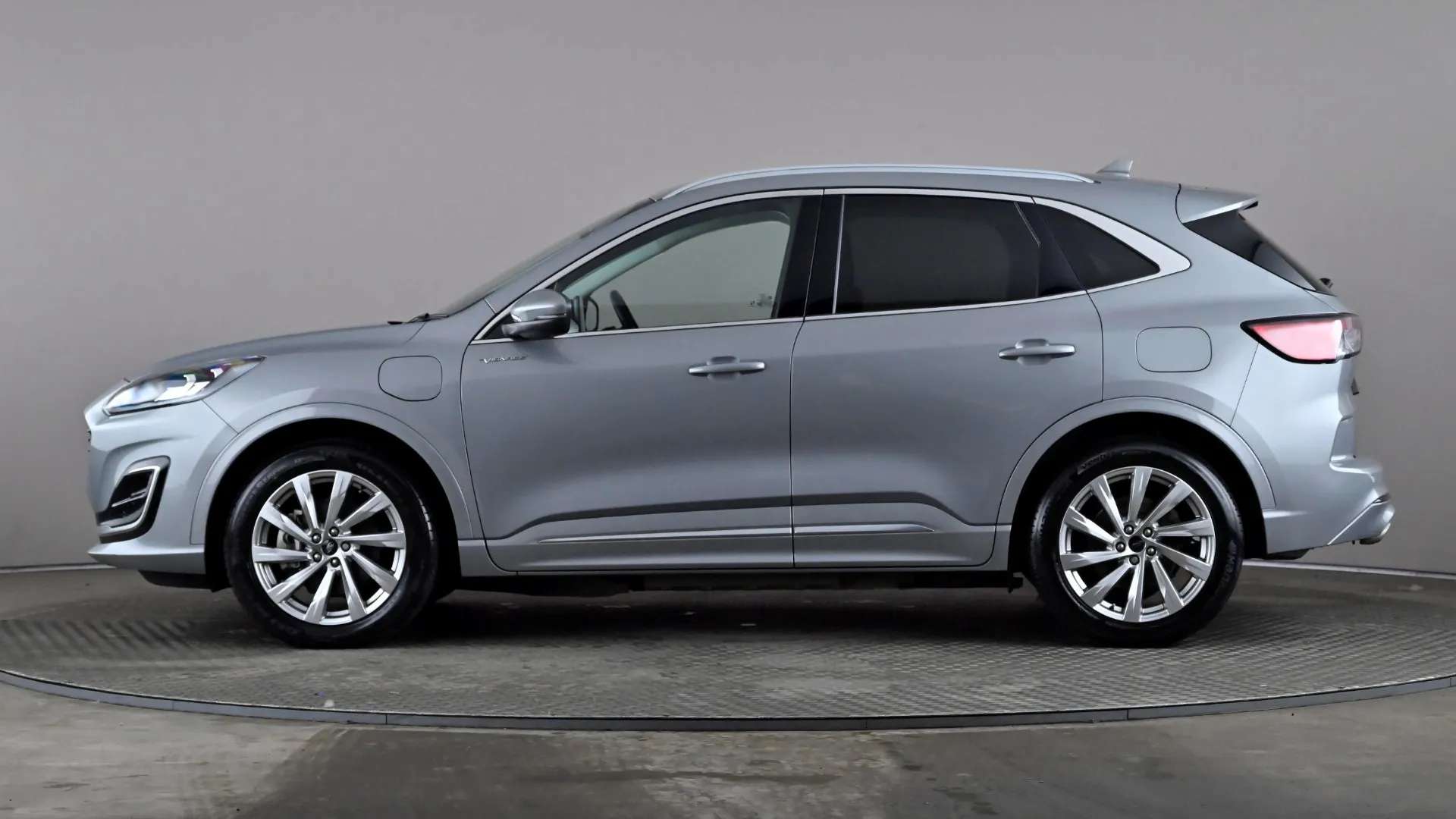 A 2021 FORD KUGA 2.5 PHEV Vignale CVT A 2021 FORD KUGA 2.5 PHEV Vignale CVT