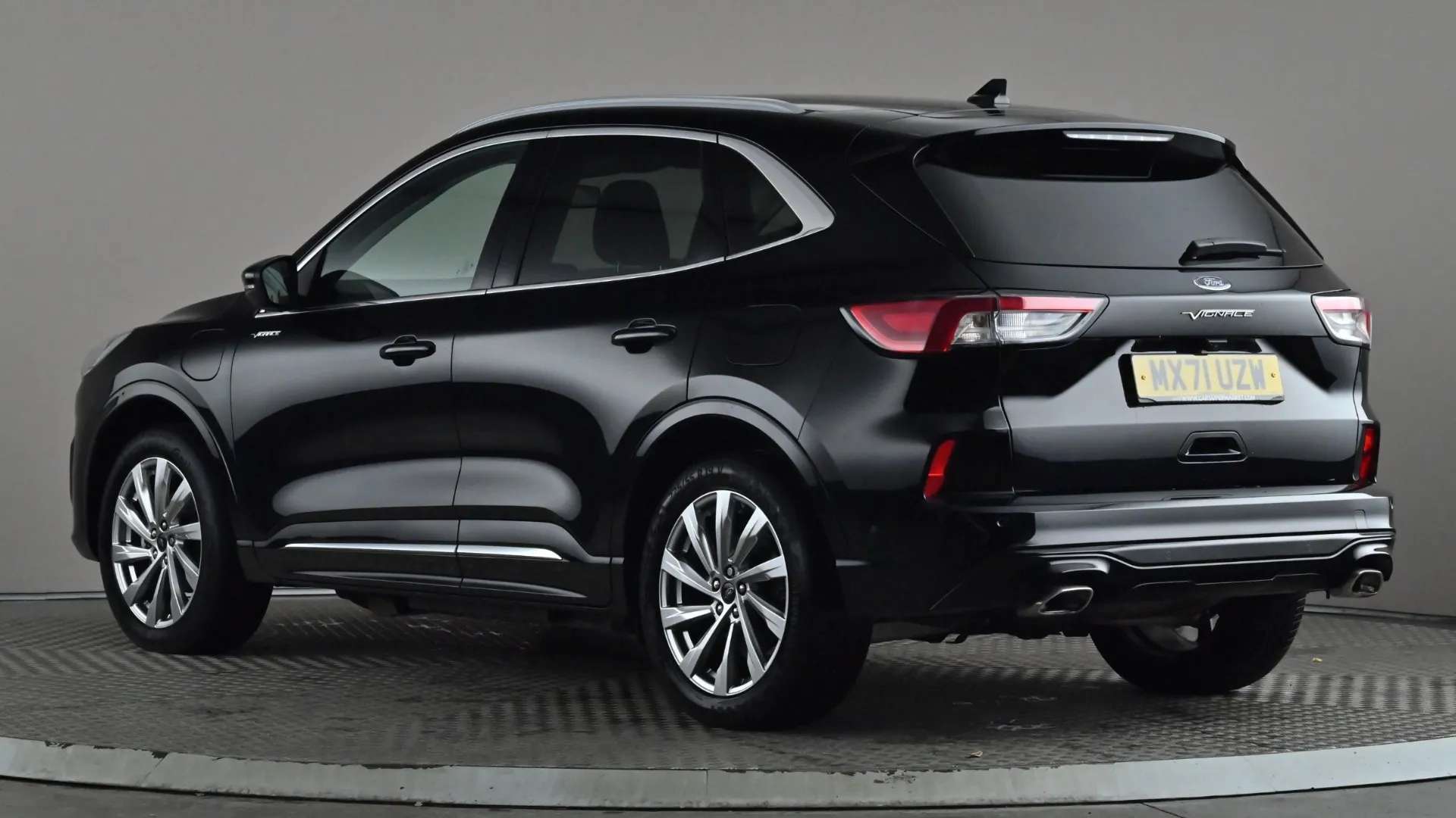 A 2021 FORD KUGA 2.5 PHEV Vignale CVT A 2021 FORD KUGA 2.5 PHEV Vignale CVT