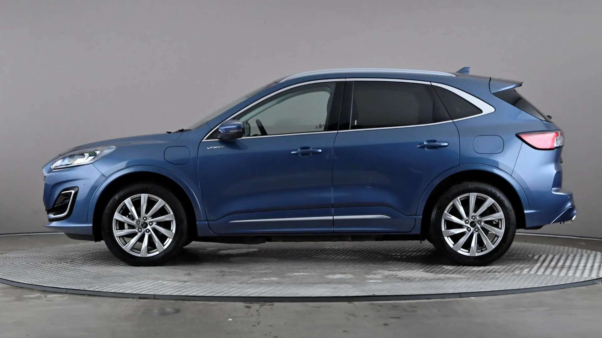 A 2022 FORD KUGA 2.5 PHEV Vignale CVT A 2022 FORD KUGA 2.5 PHEV Vignale CVT