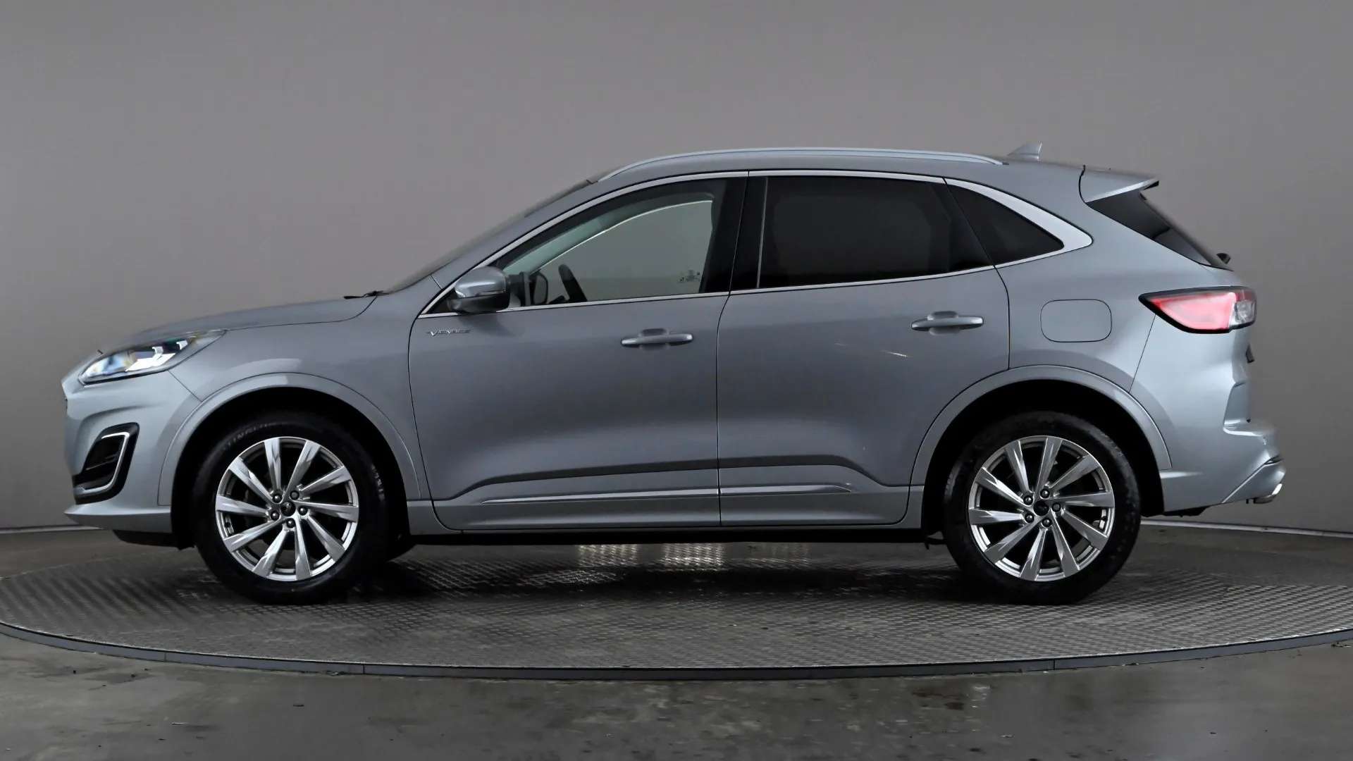 A 2022 FORD KUGA 2.5 FHEV Vignale CVT A 2022 FORD KUGA 2.5 FHEV Vignale CVT